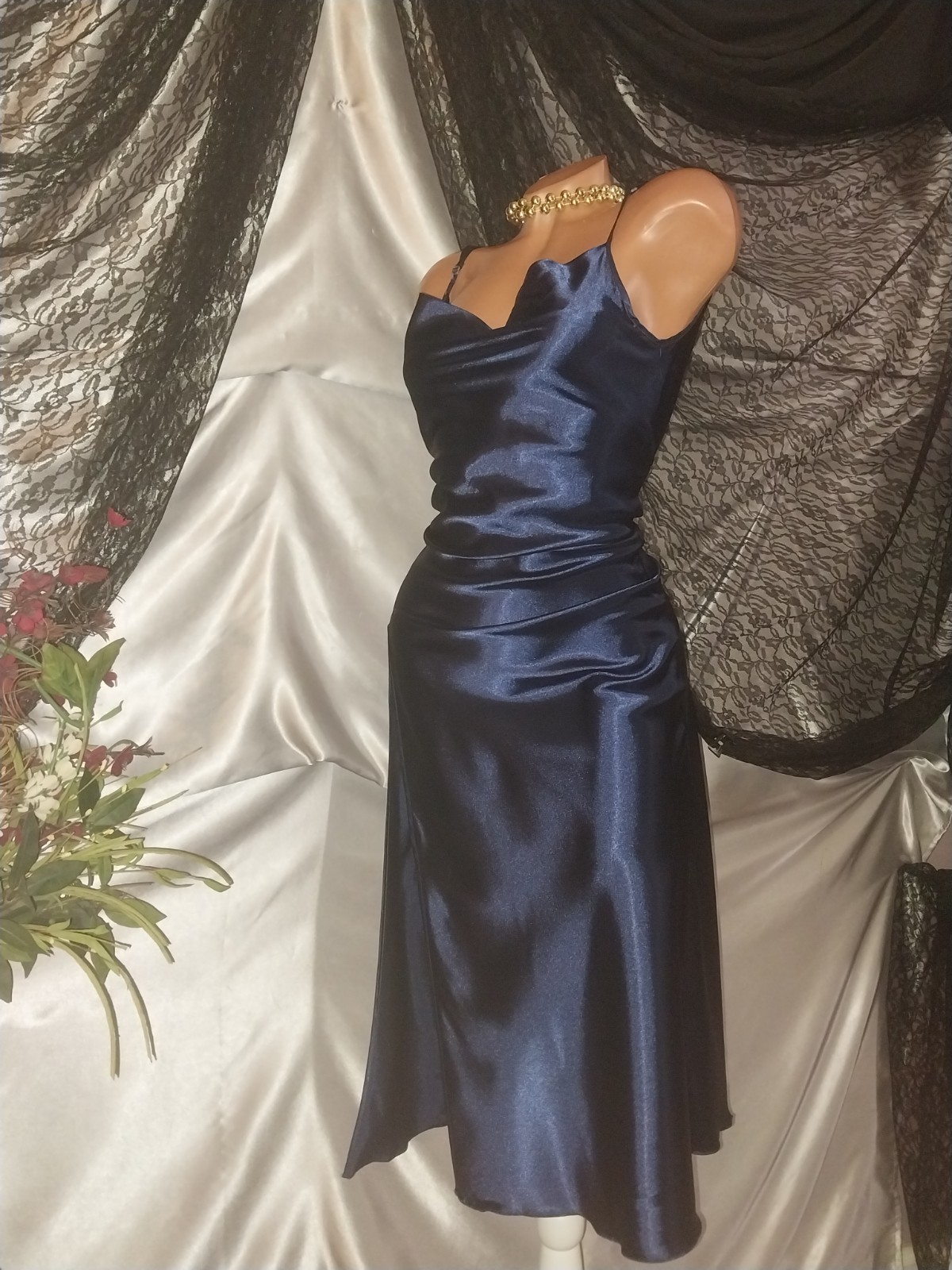 VTG SATIN SHINY LIQUID SLIT COWL DRAPE CASCADE NECK NEGLIGEE NIGHTGOWN NEW S