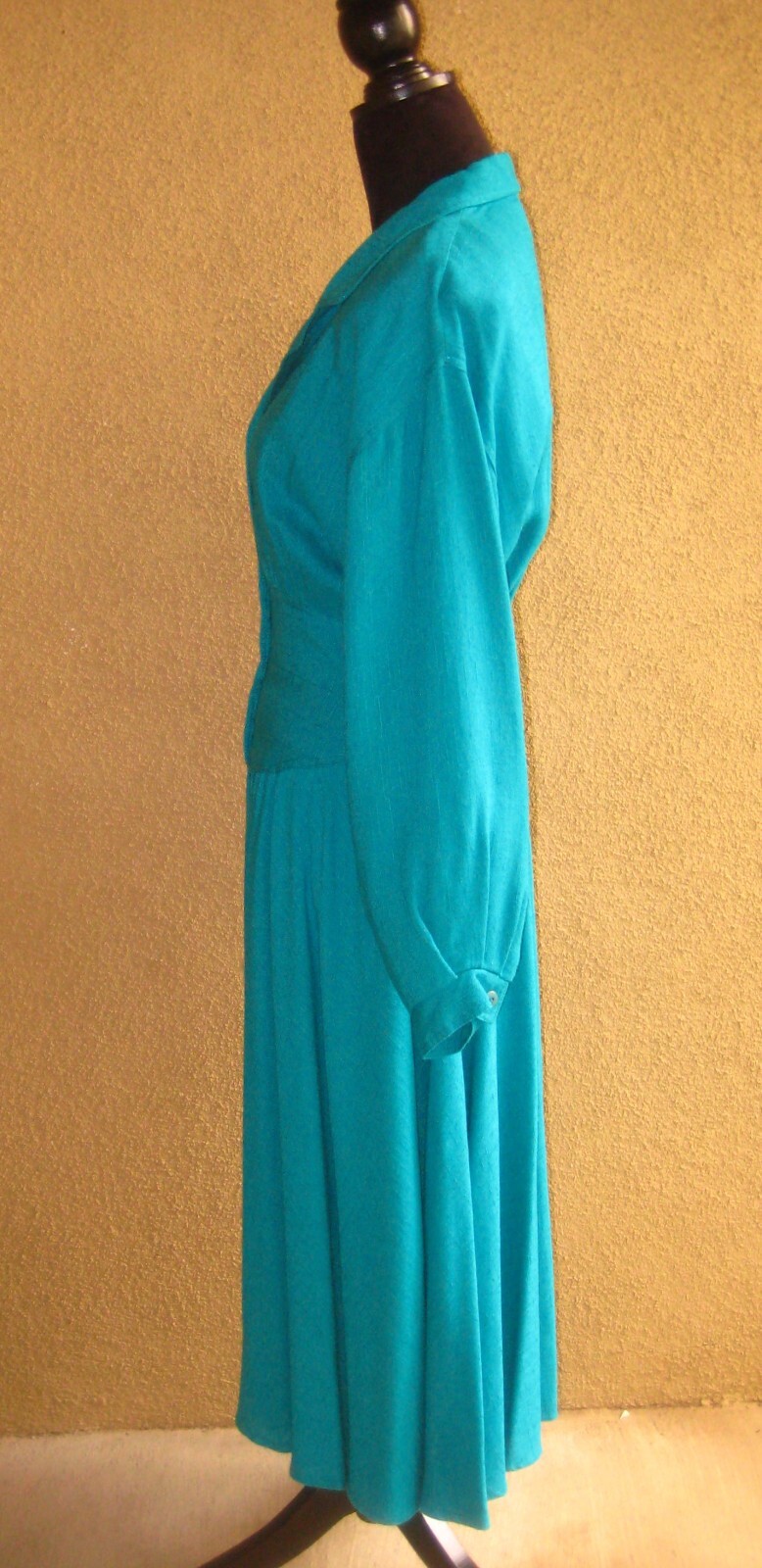 Vintage Secrets 80s rayon/flax kelly green fit/flare button front midi dress 6