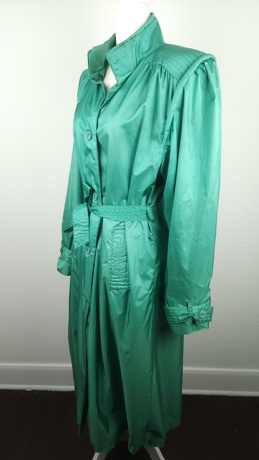 Vintage 70s 80s Green Raincoat Trench Belt Water Resistant Shoulder Pads Size M