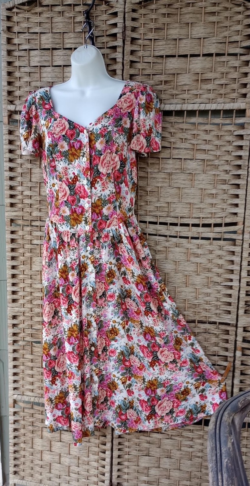 Vintage 80s Country Romance Floral Rayon Garden Party Tea Dress