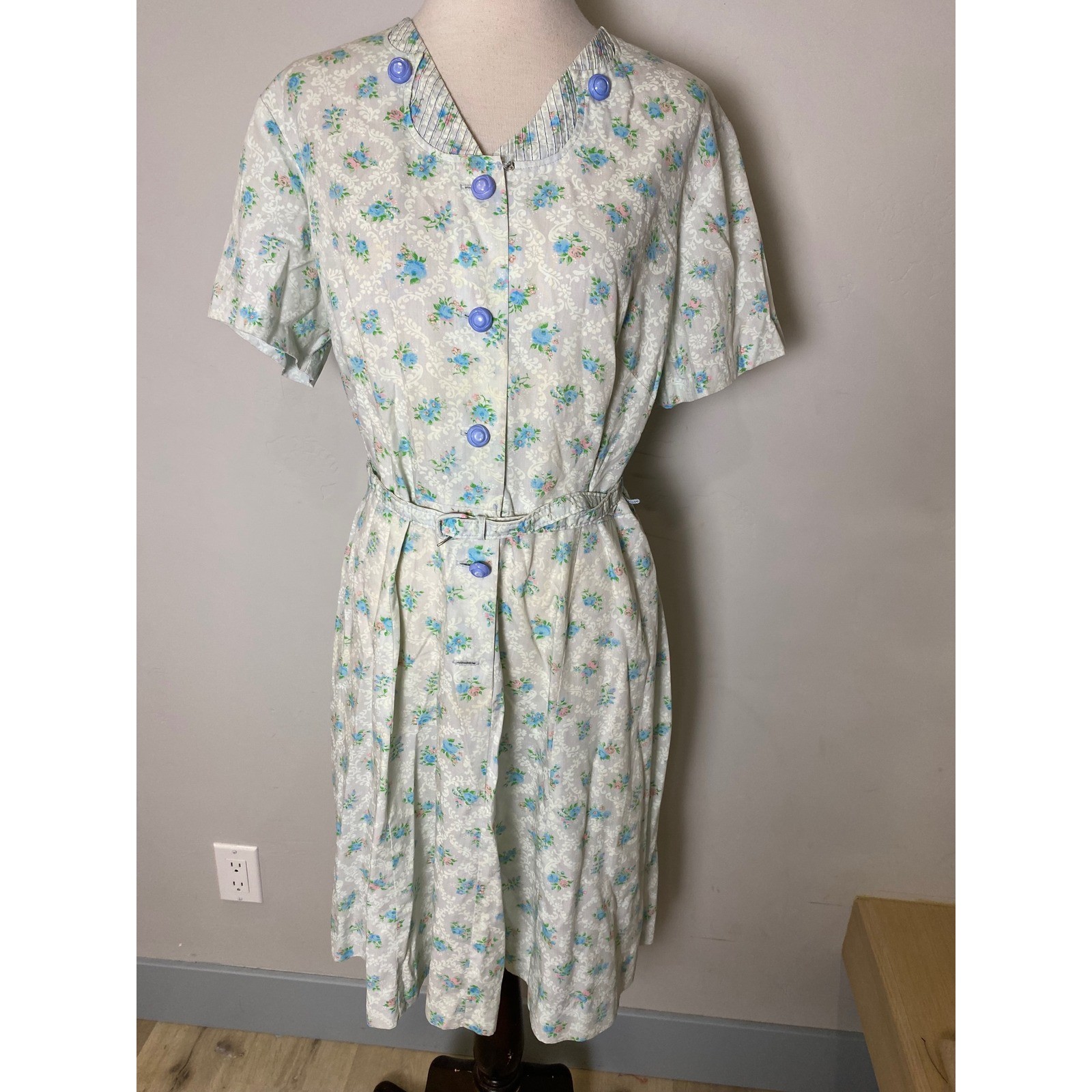 Vintage 1940’s Floral Day Dress Blue Pink Cotton Belted Button Front Tea Dress