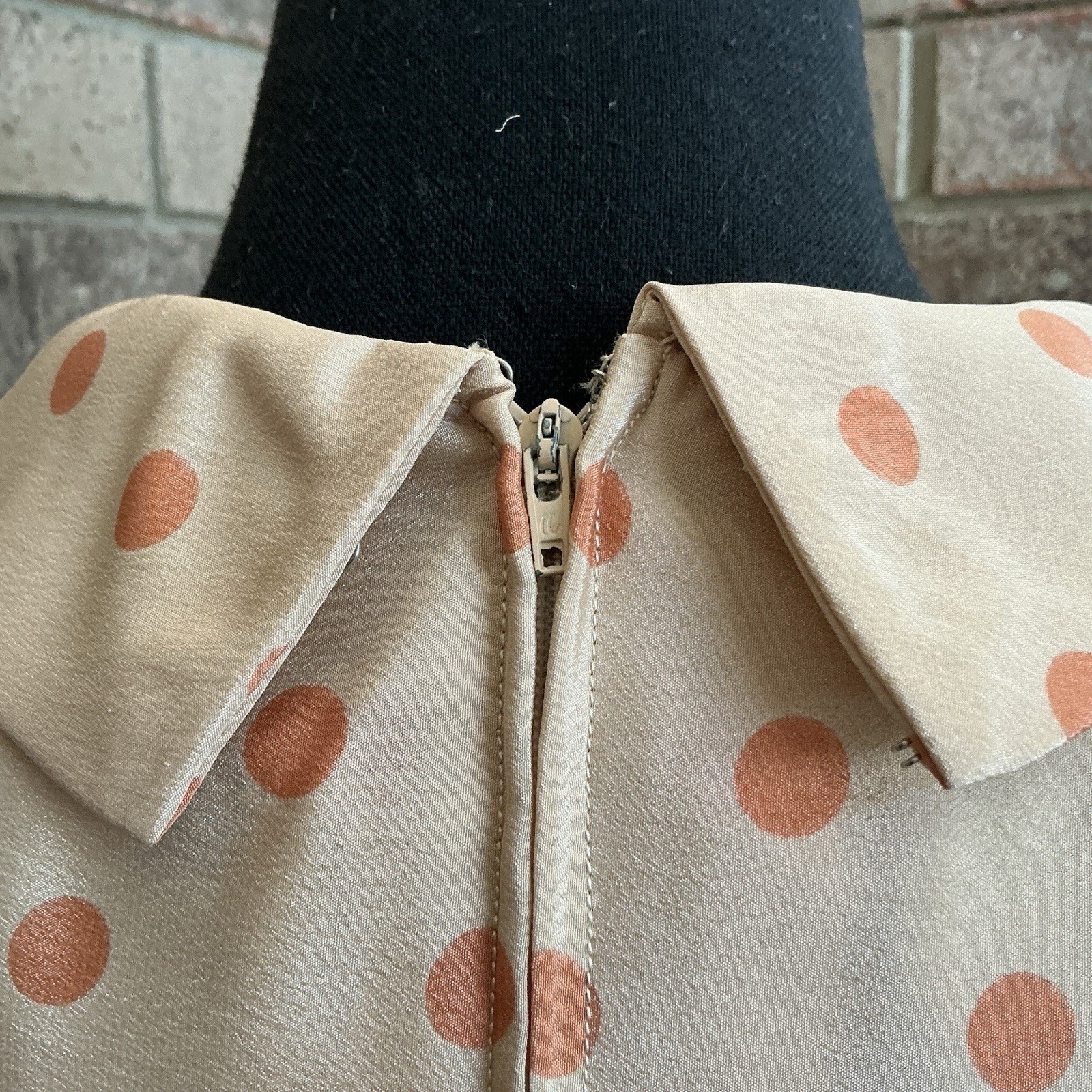 70s VTG Peach Polka Dot Belted Midi Dress Size M Blouson Sleeve Zip Back #1102