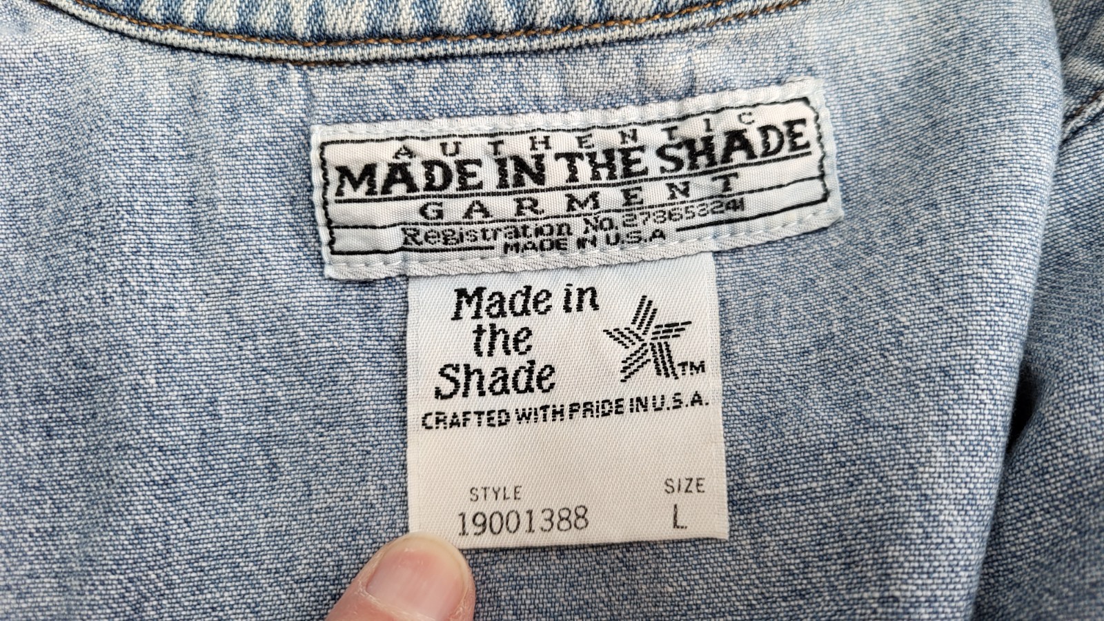 Vintage Made in the Shade Pearl Snap Denim Western Shirt – Size M