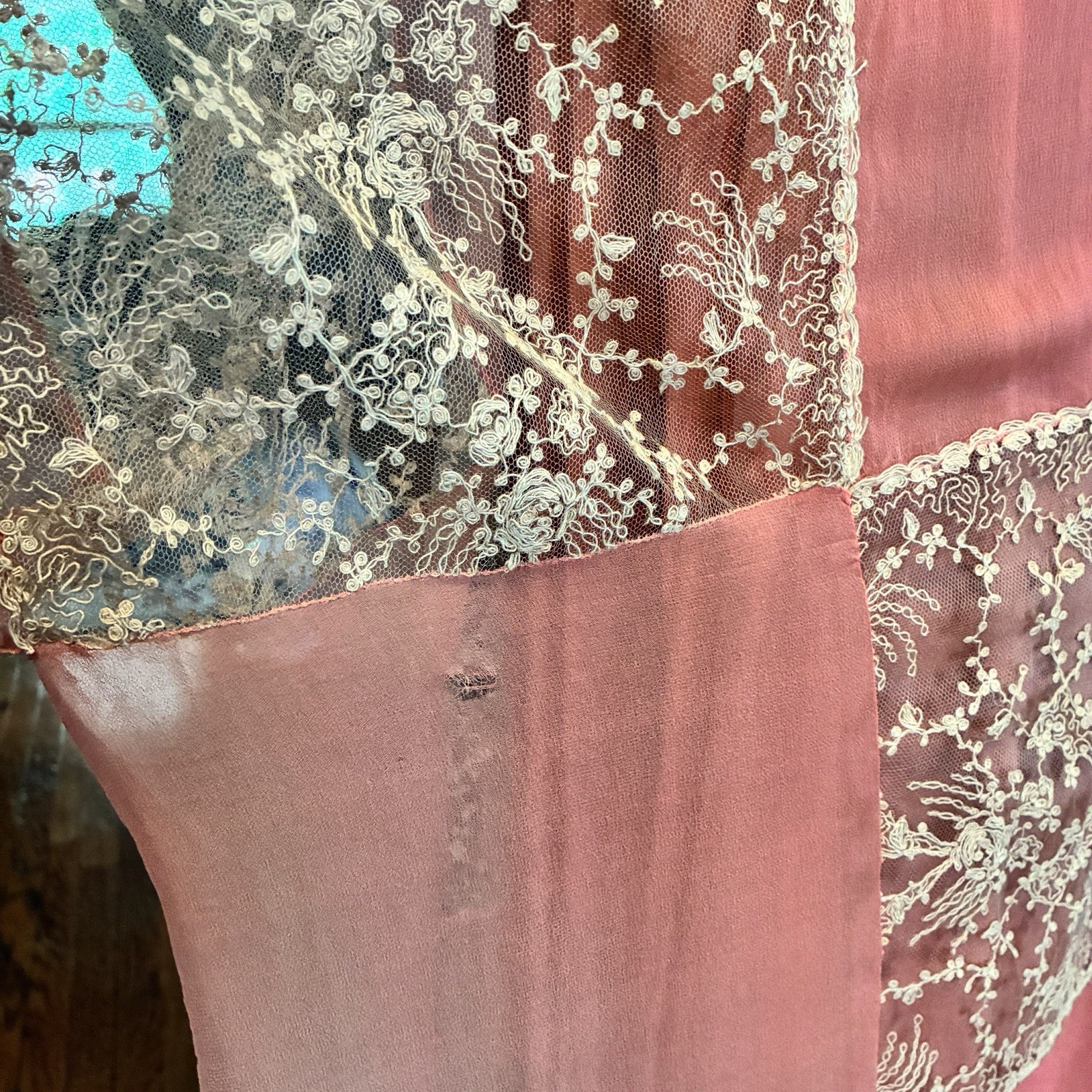 Antique 1920S Pink Silk Chiffon Kafton Brussels Tambour Cabbage Roses Lace