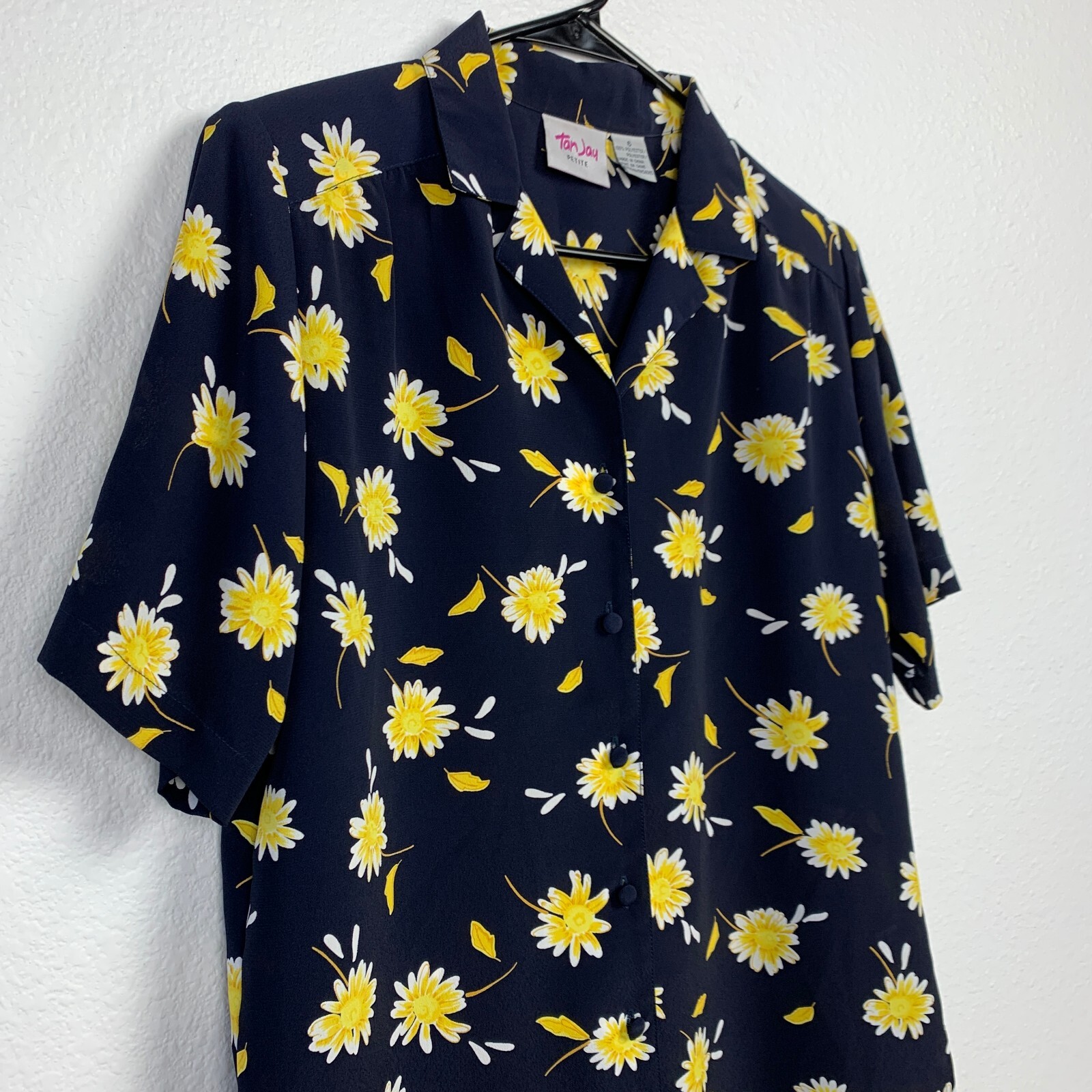Vintage 90s Tan Jay Petite Daisies Button Up Camp Shirt 6 Petite