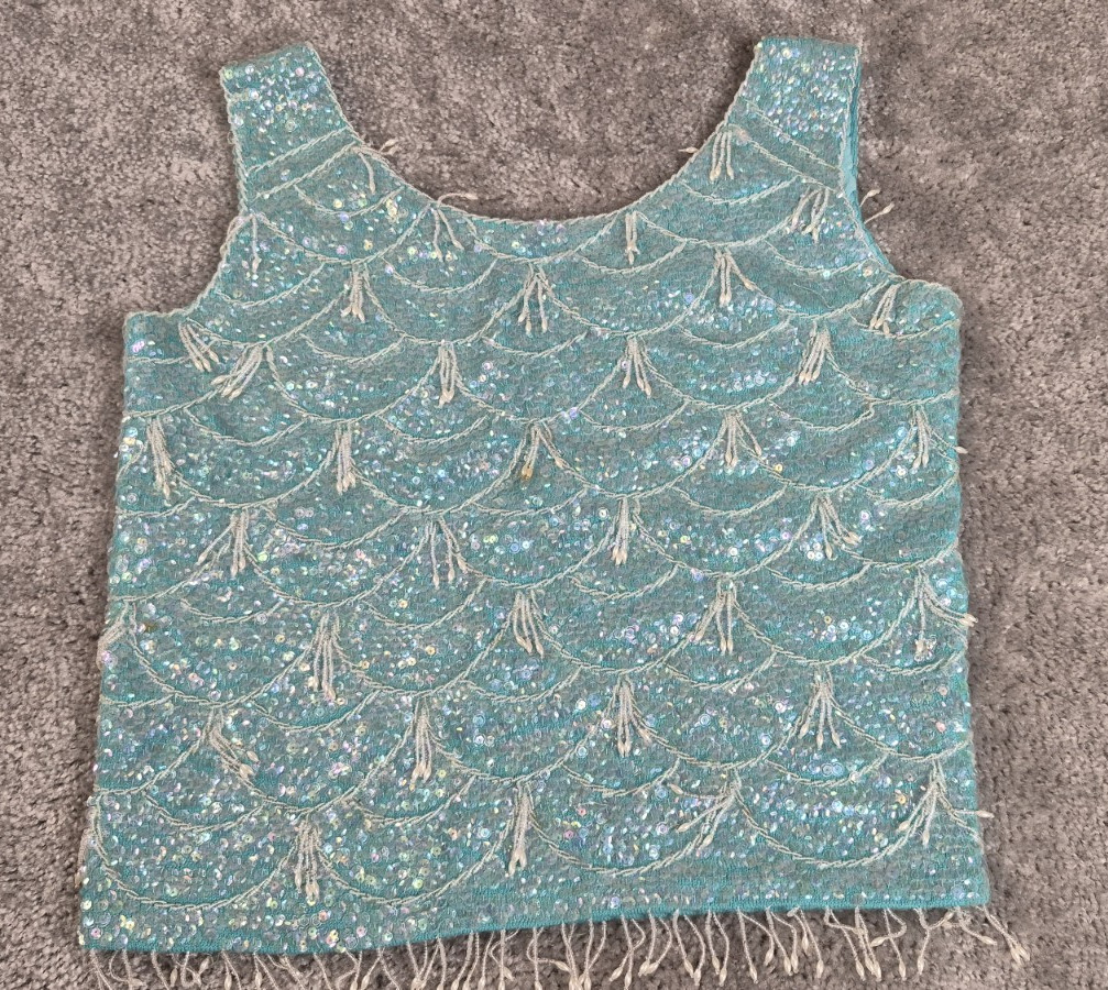 VTG Handmade Wool Sequin Top Womens 34 P2P Aqua Sweater White Beads Fringe