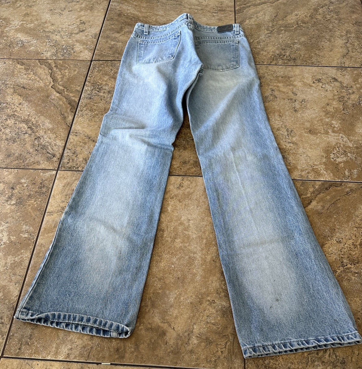 90s Silver Tab Levi’s Loose Fit Womens Size 7M Light wash Vintage 30×32 Blemish