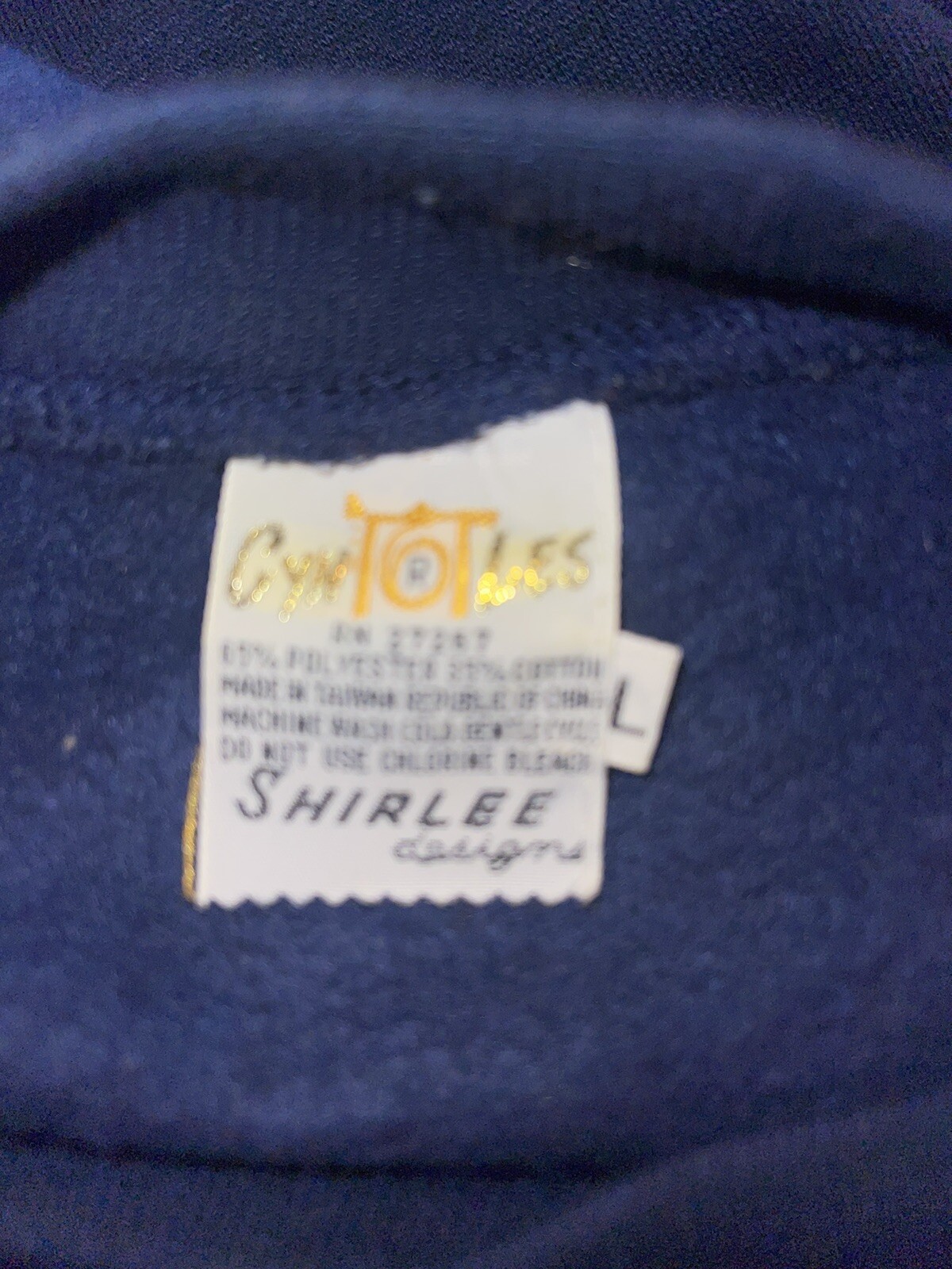 Cyn Les Shirlee Vintage Cat Sweatshirt Embroidered Size Large 1970’s