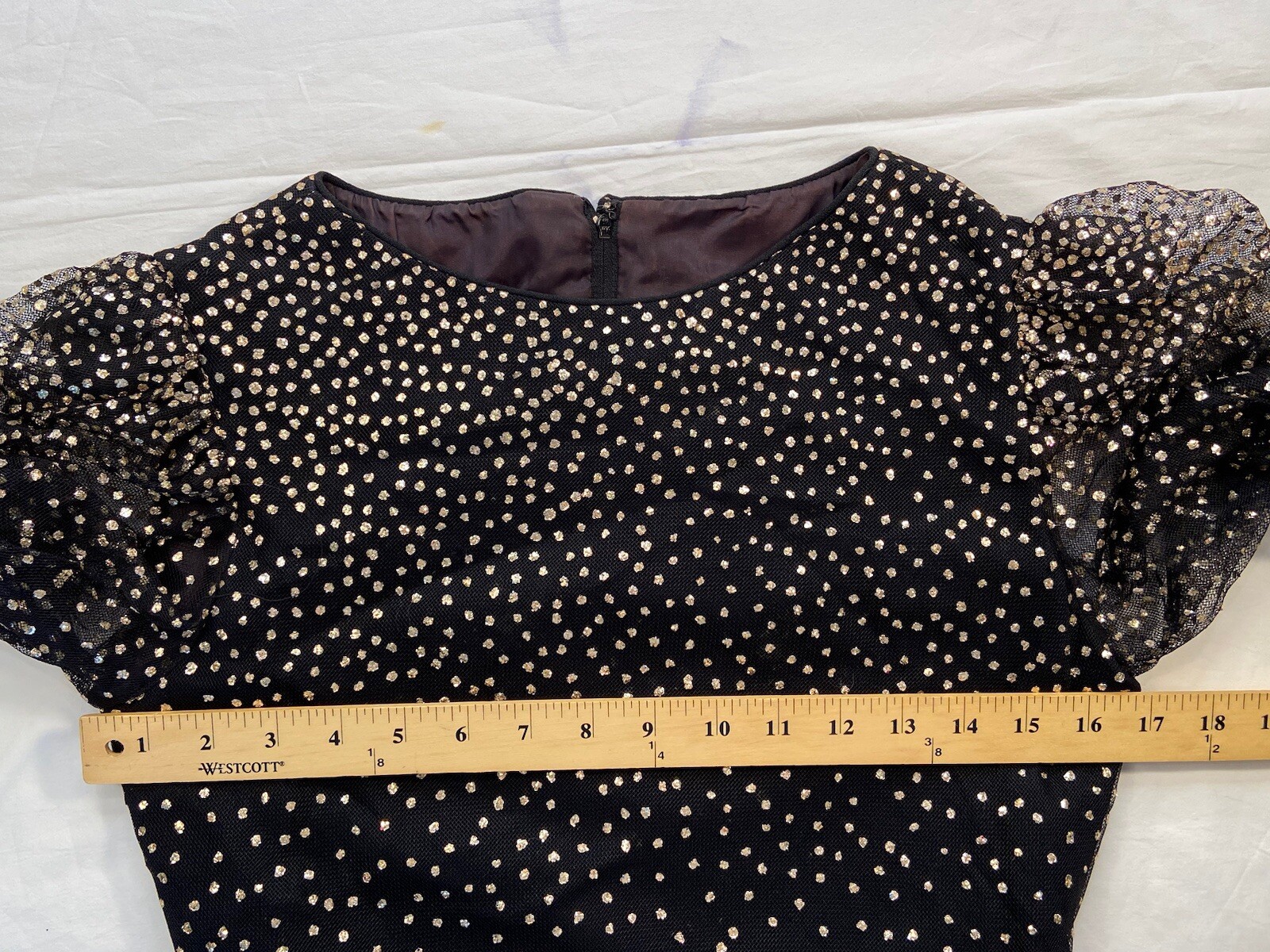 Vintage Travilla black Tulle & Gold sparkle Evening dress long sleeve size 10