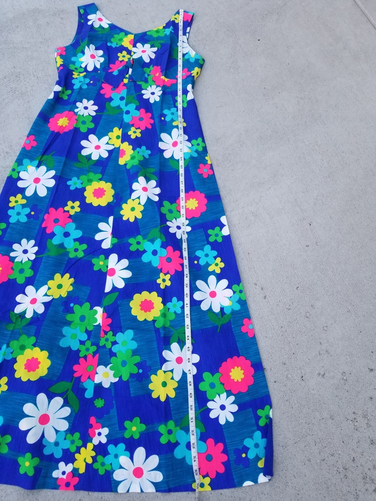 VINTAGE! Made in Hawaii Colorful FLORAL DRESS *See Pics for Measurements*