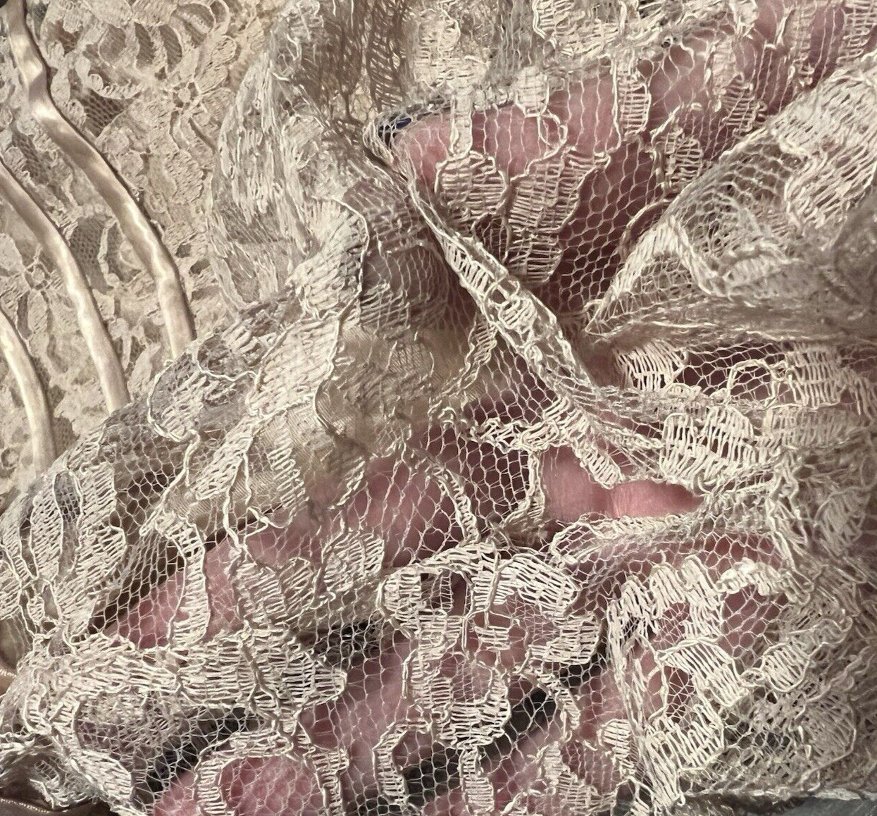 1950s Lace Dress Vintage Cocktail A Line 3/4 Sleeve Satin Lined Beige Nude Blush