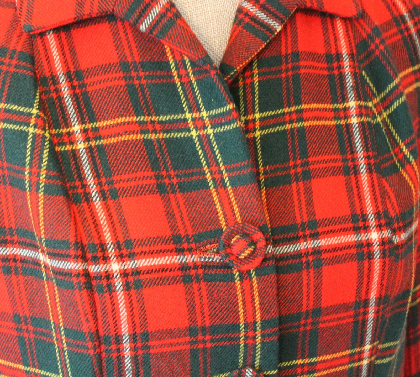 Vintage Red, Green and Yellow Plaid Wool Women’s Tailored Hong Kong Jacket