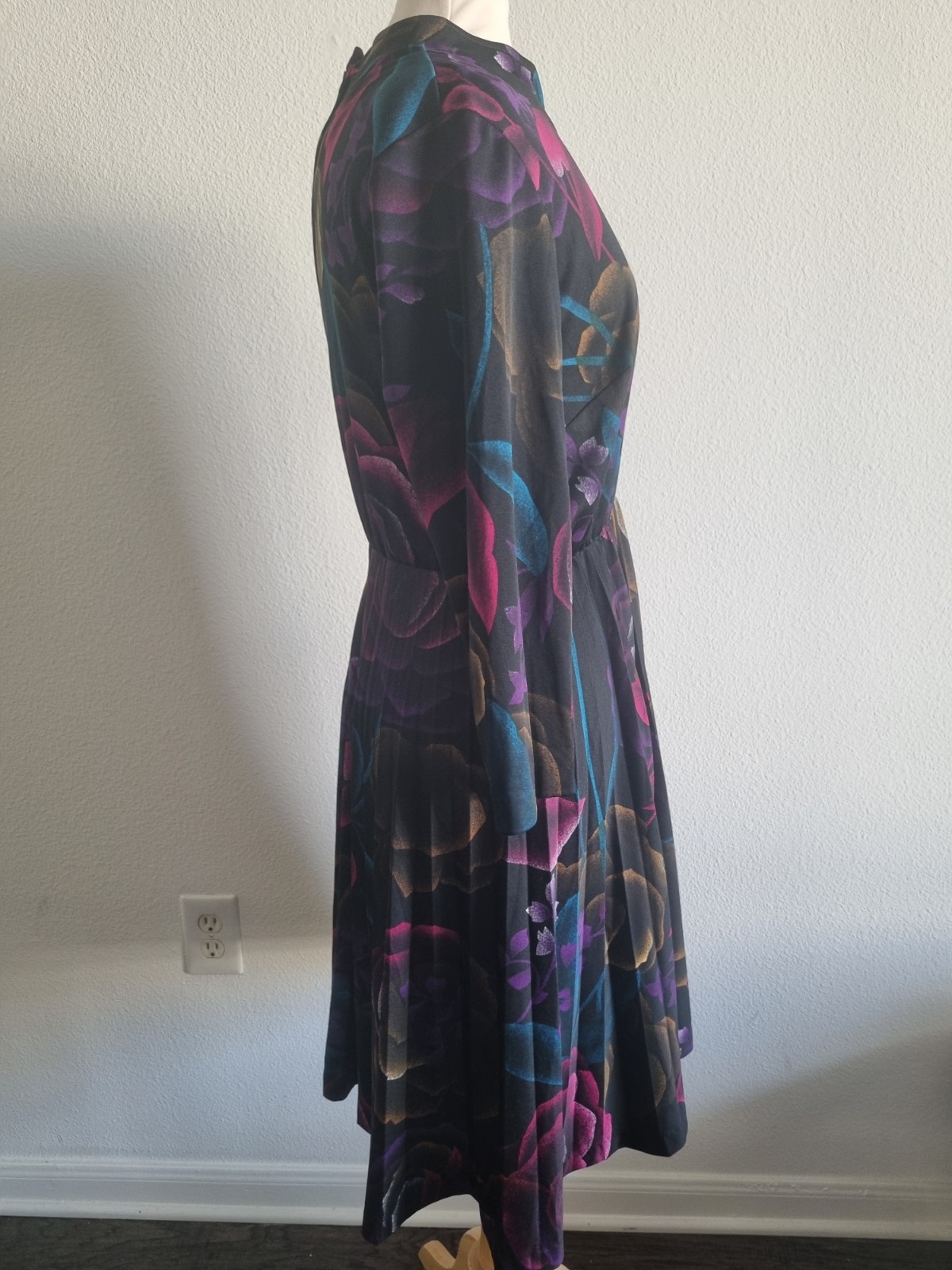 Black Vintage Mynette Dress With Pleated Skirt Mandarin Collar