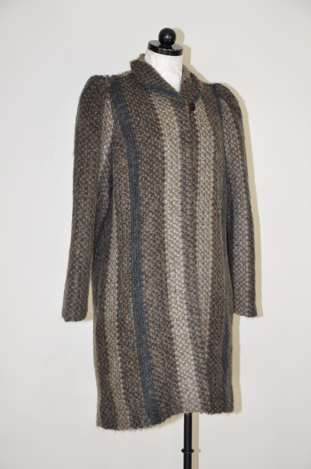 Vintage 80s Gray Wide Stripe Wool Boucle Loop Knit Puff Sleeve Wrap Coat Women M