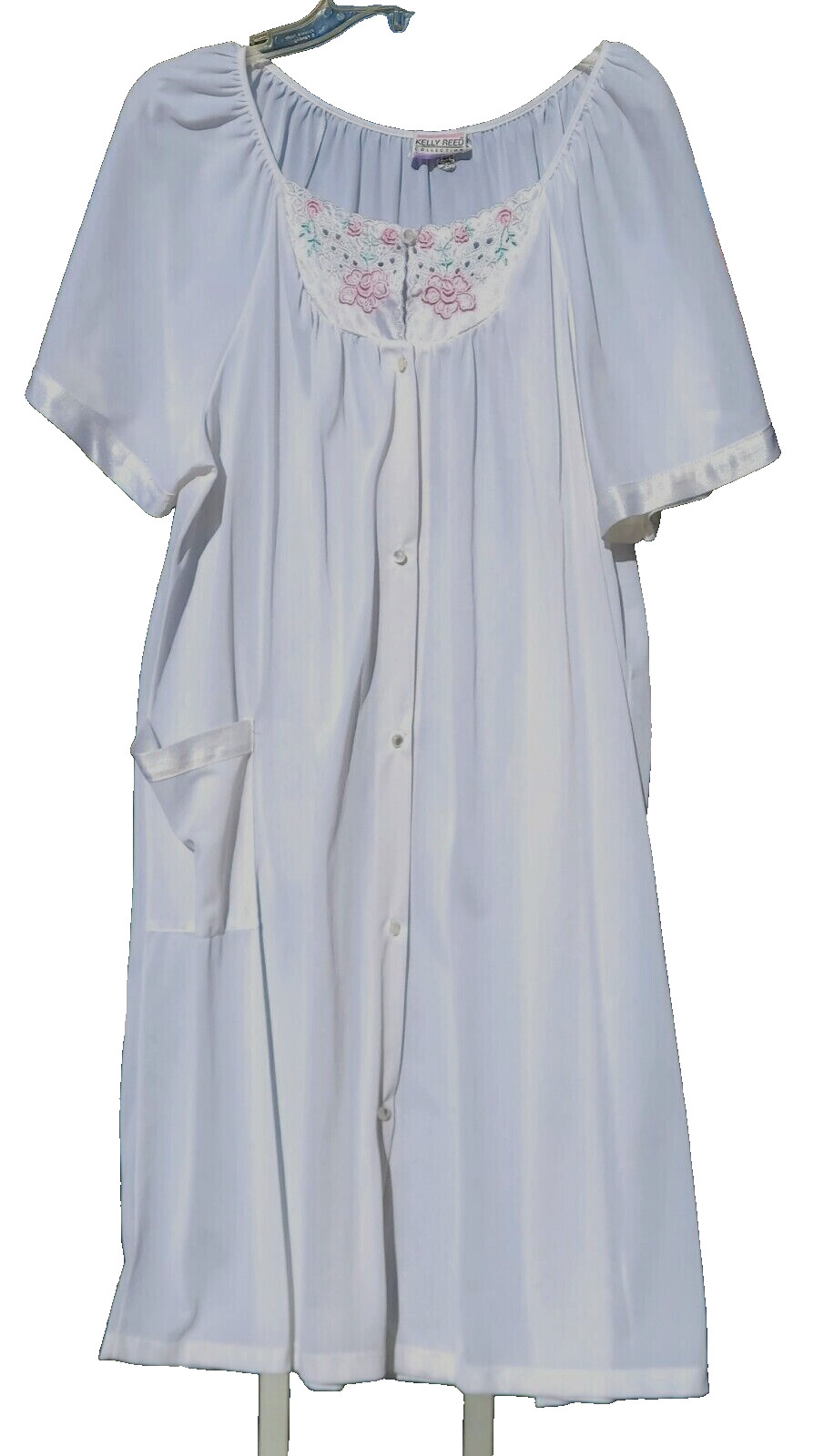 VTG Kelly Reed Robe Gown Size L Short Sleeves Nylon Embroidery Coastal Soft Girl