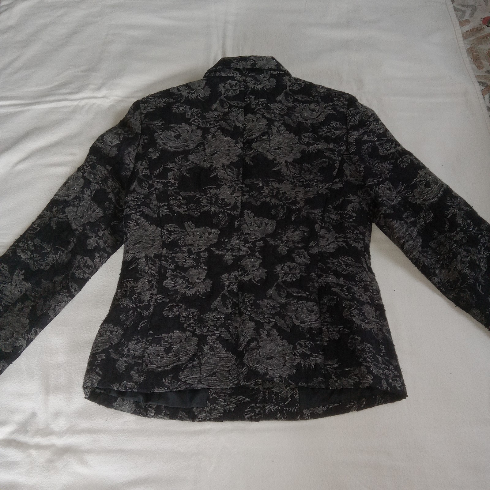 VTG Dress Barn Blazer Black Silver Floral Brocade Jacquard Sz 6 Filigree Buttons