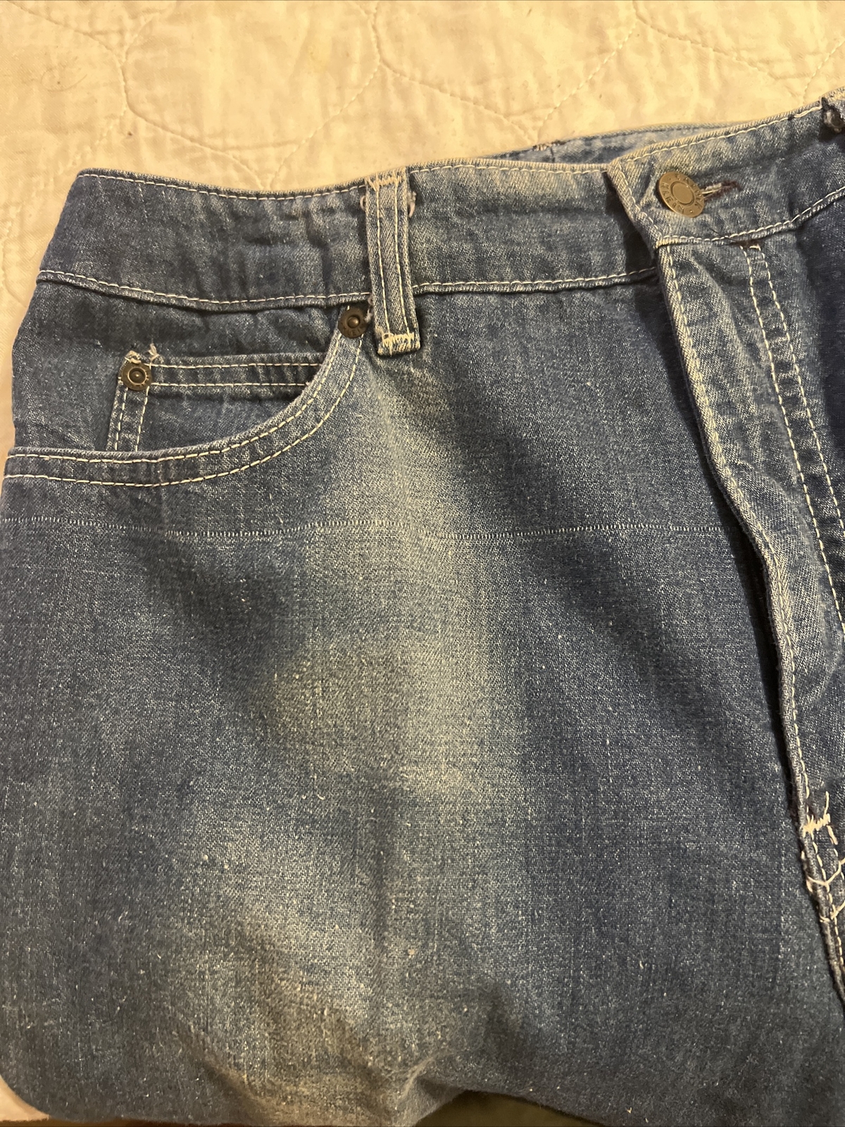 Vintage Calvin Klein 1970s Women’s Size 12 Distressed Blue Jeans 28 x 29 NICE