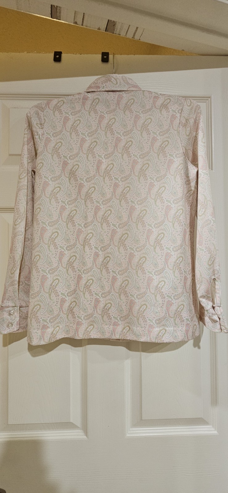 Vintage Jane Colby Sz 9/10 Pink/ Cream Paisley Long Sleeve Blouse Polyester