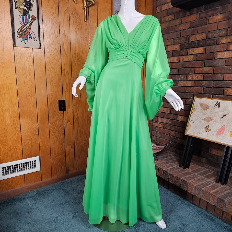 Vintage 60s Endora Sheer Lime Chiffon Cape Sleeves Bewitched Maxi Ball Gown S/M