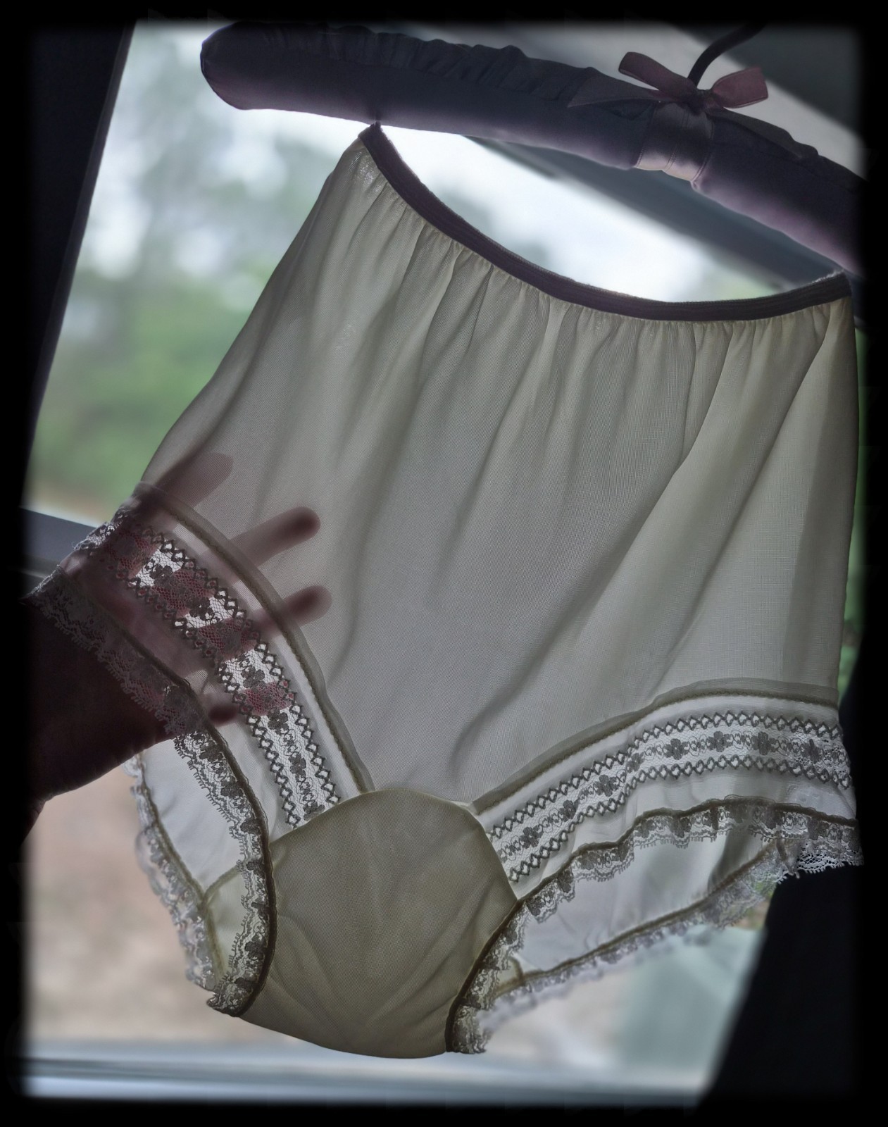 Vintage NYLON Mushroom Gusset GRANNY Panties SHEER Hi-Rise LACE Underwear ~ S/M