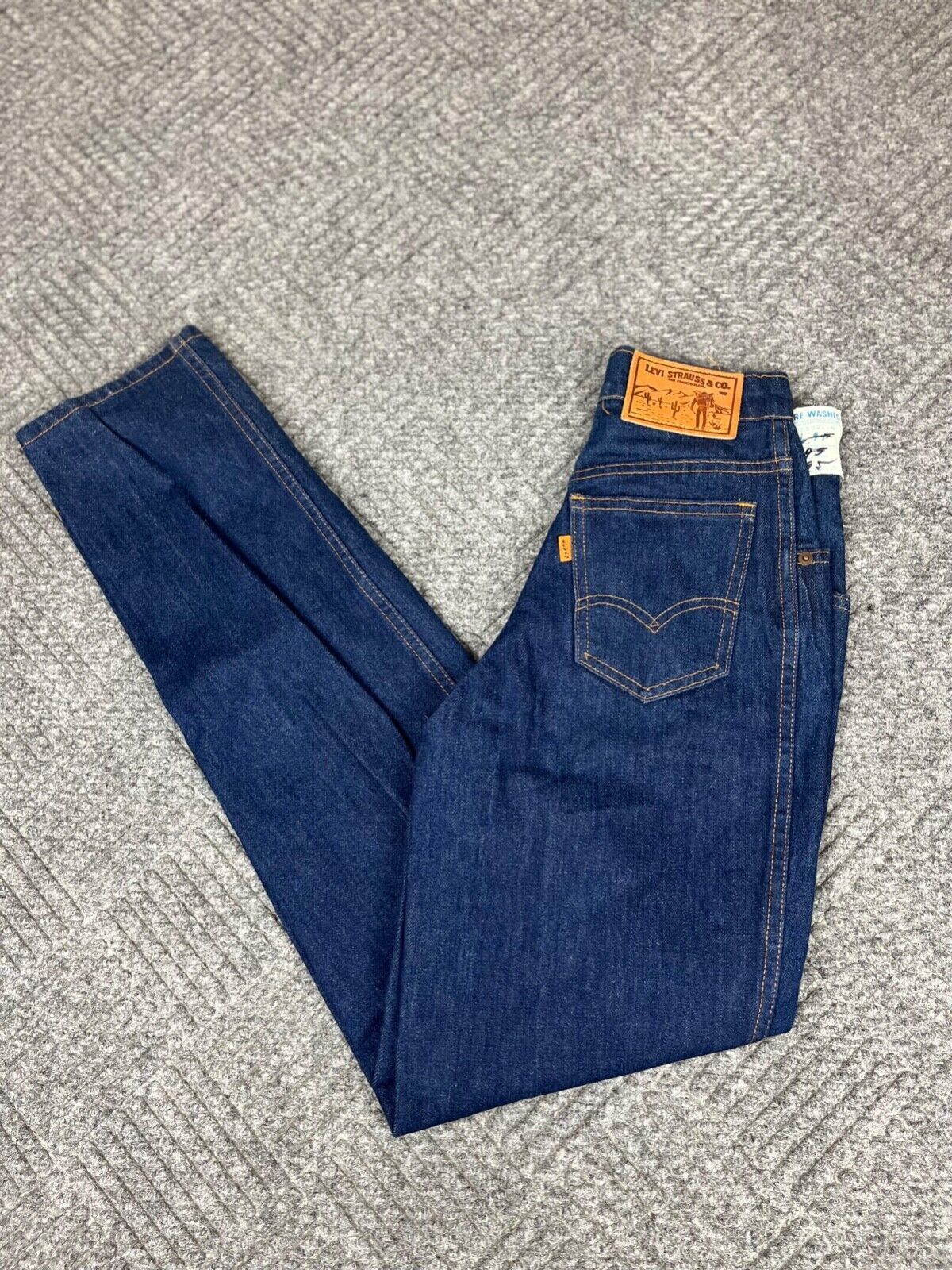 Vintage Rare 70’s Levi’s Desert Cowboy Tag Jeans Women’s 24″W 32″L Dark NOS