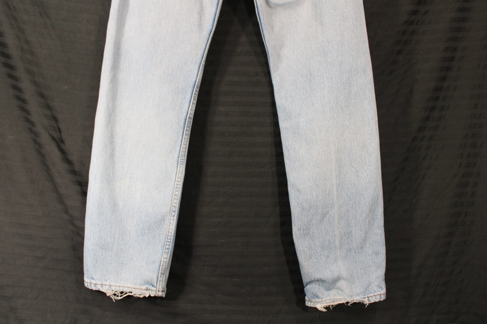 Vintage 1990s Levi’s 501 USA Button Fly BLUE Denim Jeans Women Women’s 31W x 32L