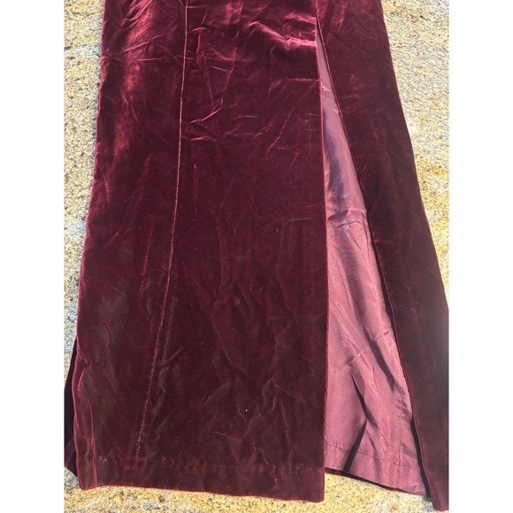 Vtg Niteline Della Roufogali Burgundy Velvet Maxi Dress Rhinestone Formal 10