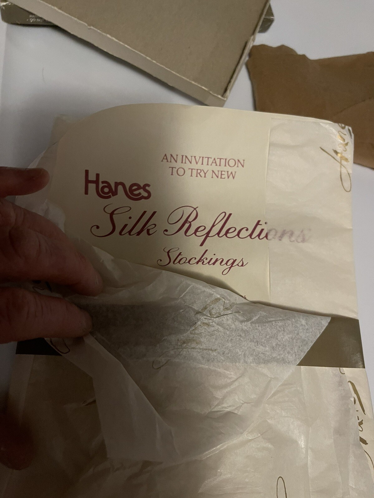VINTAGE HANES SIZE 9 1/2 – 10 1/2 SHORT NYLON STOCKINGS ! NEW ! 3 PAIR