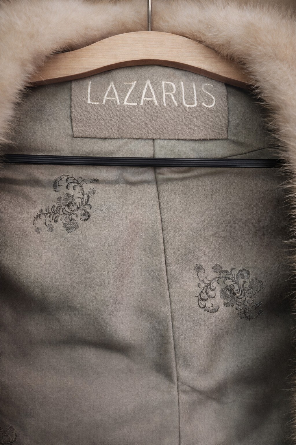 Vintage Lazarus Mink Fur Stole Cape Jacket Soft Brown Fur Coat