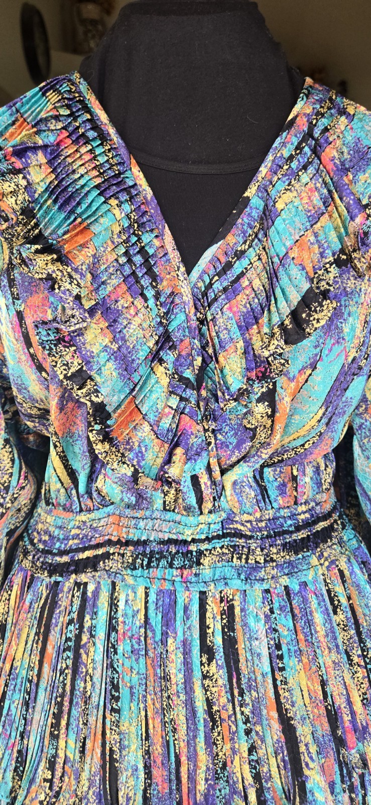 1980s SUSAN FREIS GEORGETTE Ruffled Pleated Smocked Waist Poly Bohemian Dress M