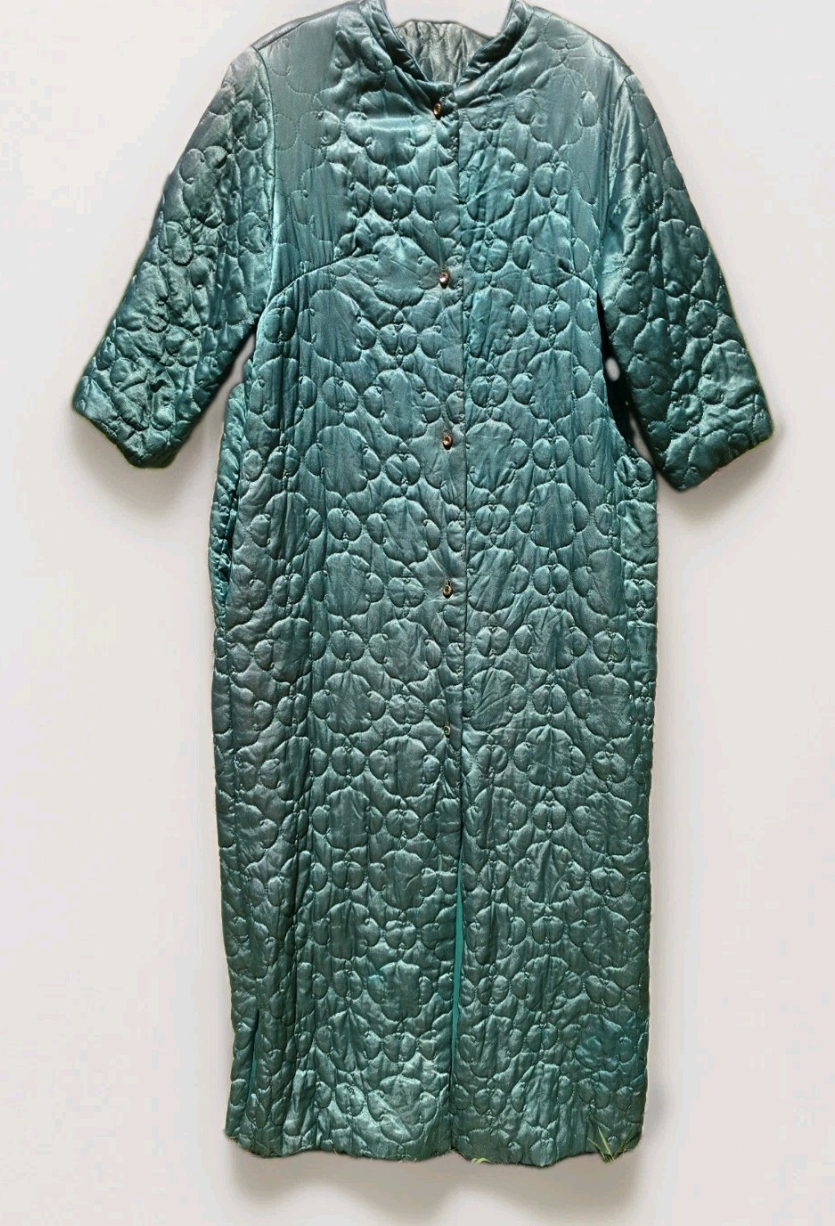 Vintage Quilted Robe House Coat Green Distressed M/L (Armpit To Armpit Is 21″)