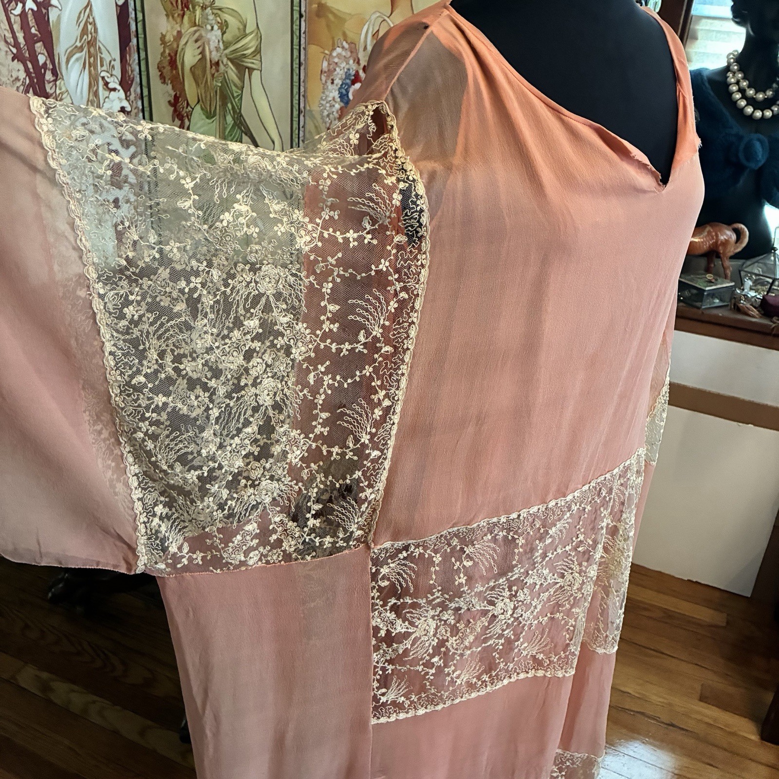 Antique 1920S Pink Silk Chiffon Kafton Brussels Tambour Cabbage Roses Lace