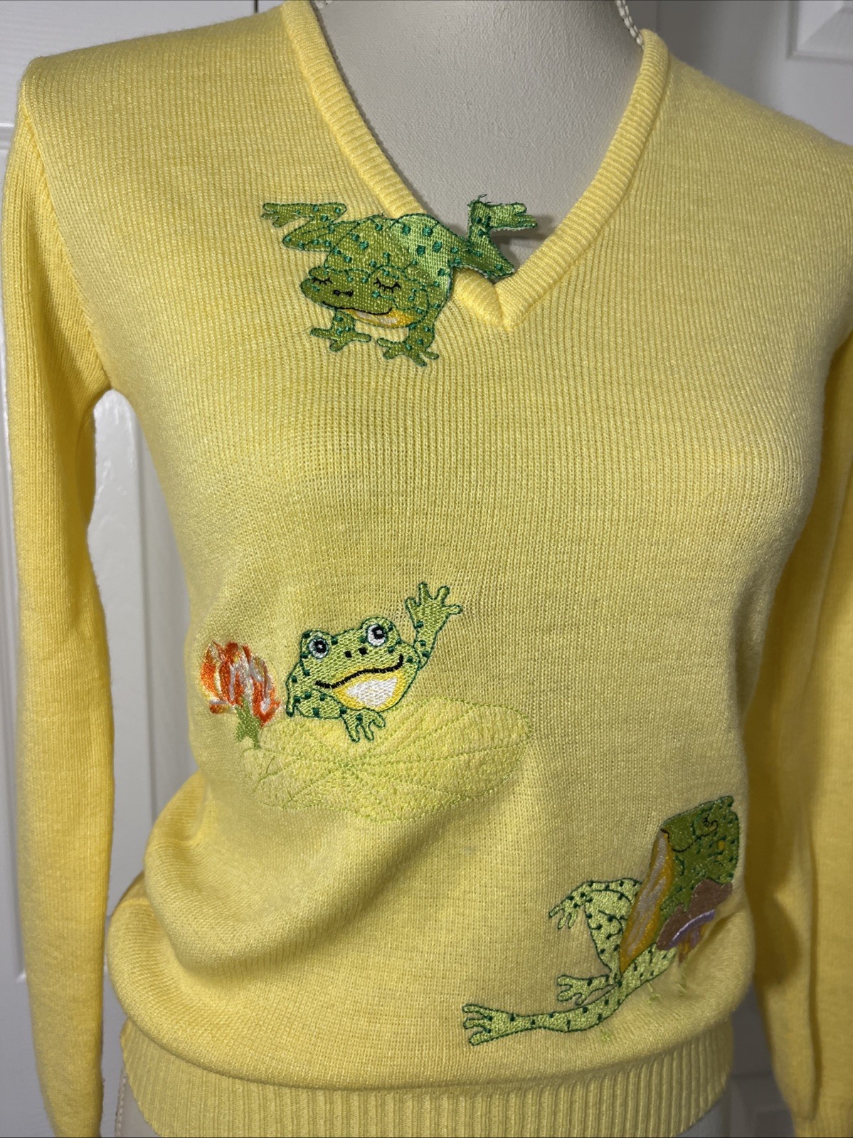 Cyn Les By Shirlee Vtg 1970’s Yellow Pullover Sweater With Pond Frogs Applique S