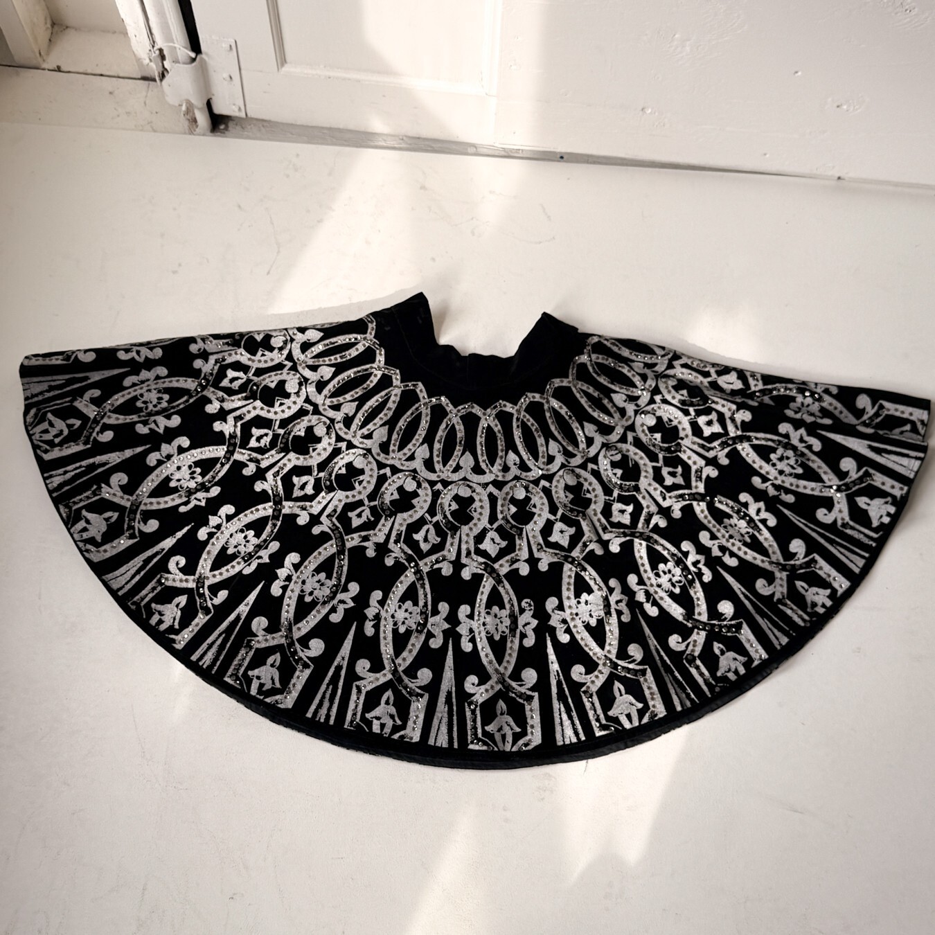 Vintage 1950s Mexican Hand Painted Silver Sequin Velvet Set Top Skirt Large VLV