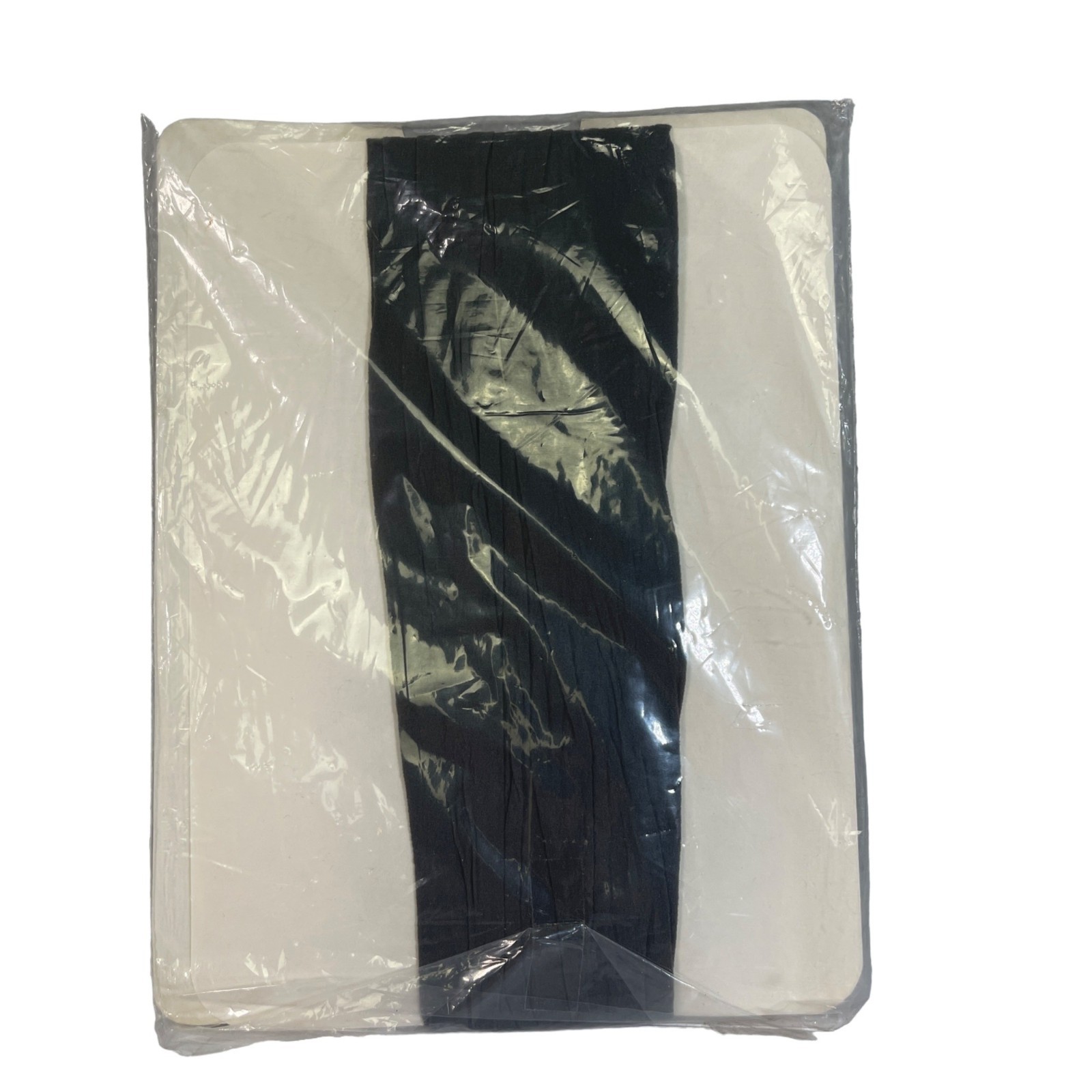 Comfort Care All Sheer Pantyhose Petite-Medium 410″-5’4″ 90-120 Lbs Black