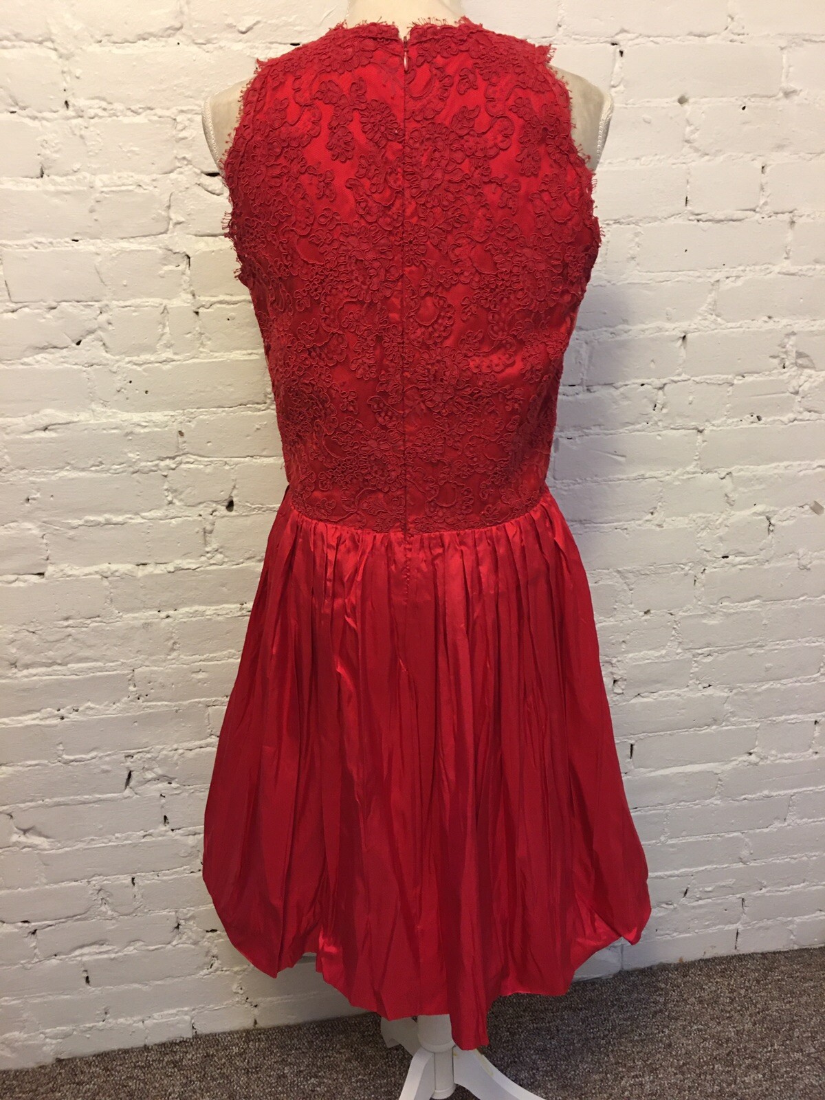 Catherine Regehr vintage 90s lace taffeta party dress red size large