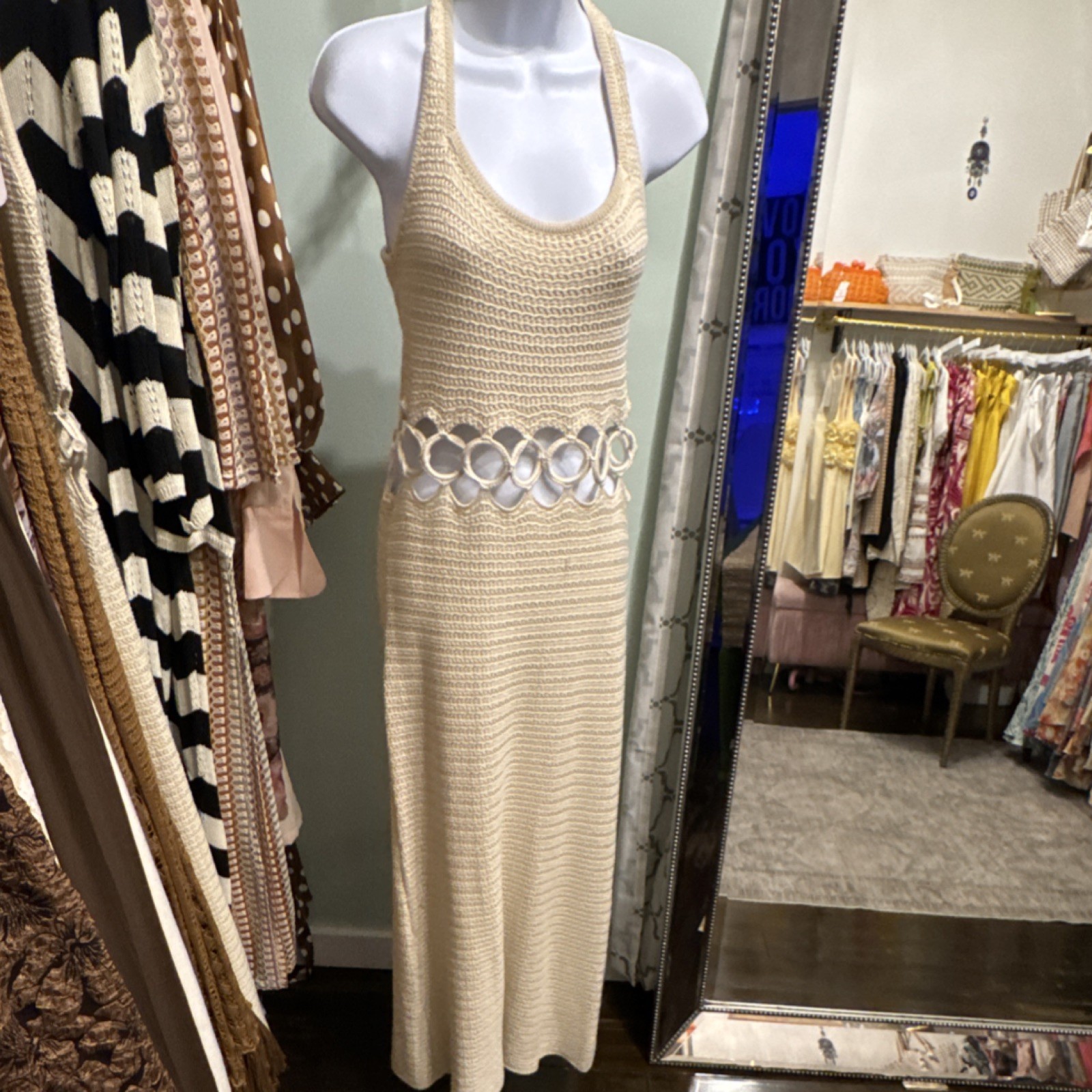 Vintage Crochet Knit Maxi Dress Beige Cream Halter Cut-Out Waist Regular