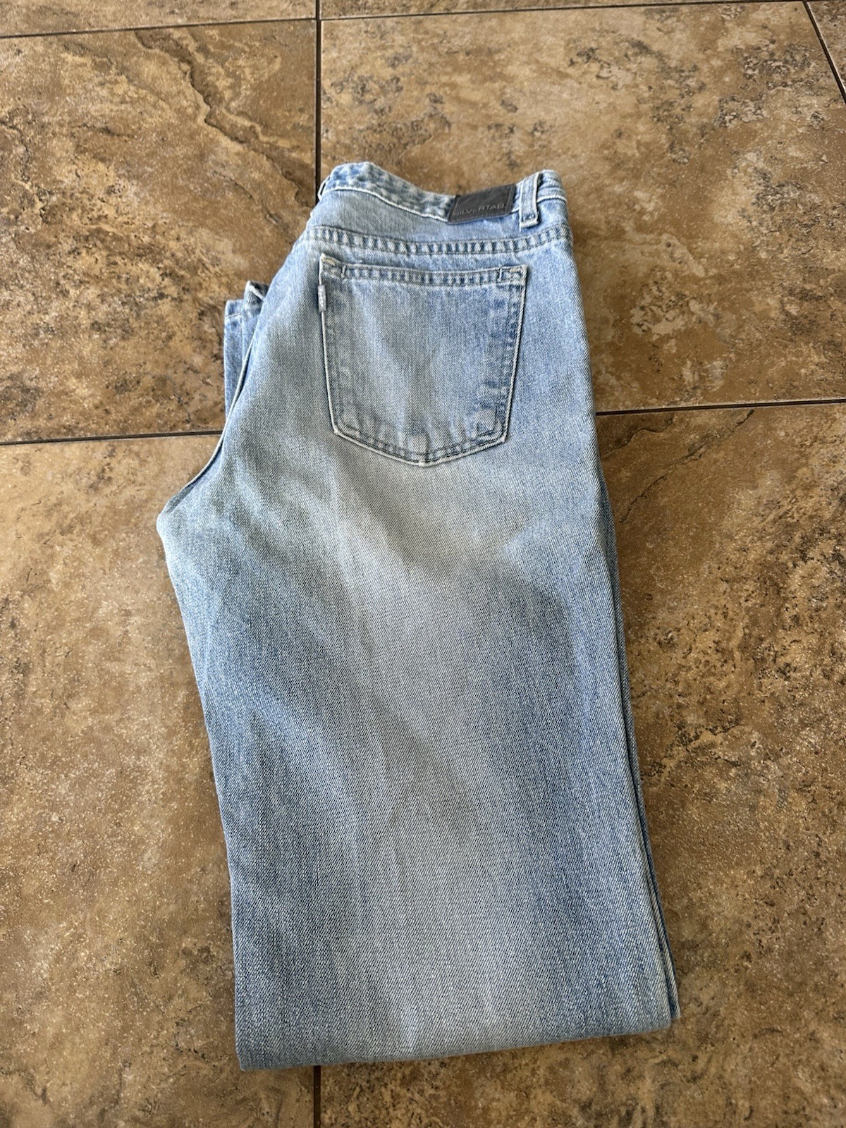 90s Silver Tab Levi’s Loose Fit Womens Size 7M Light wash Vintage 30×32 Blemish