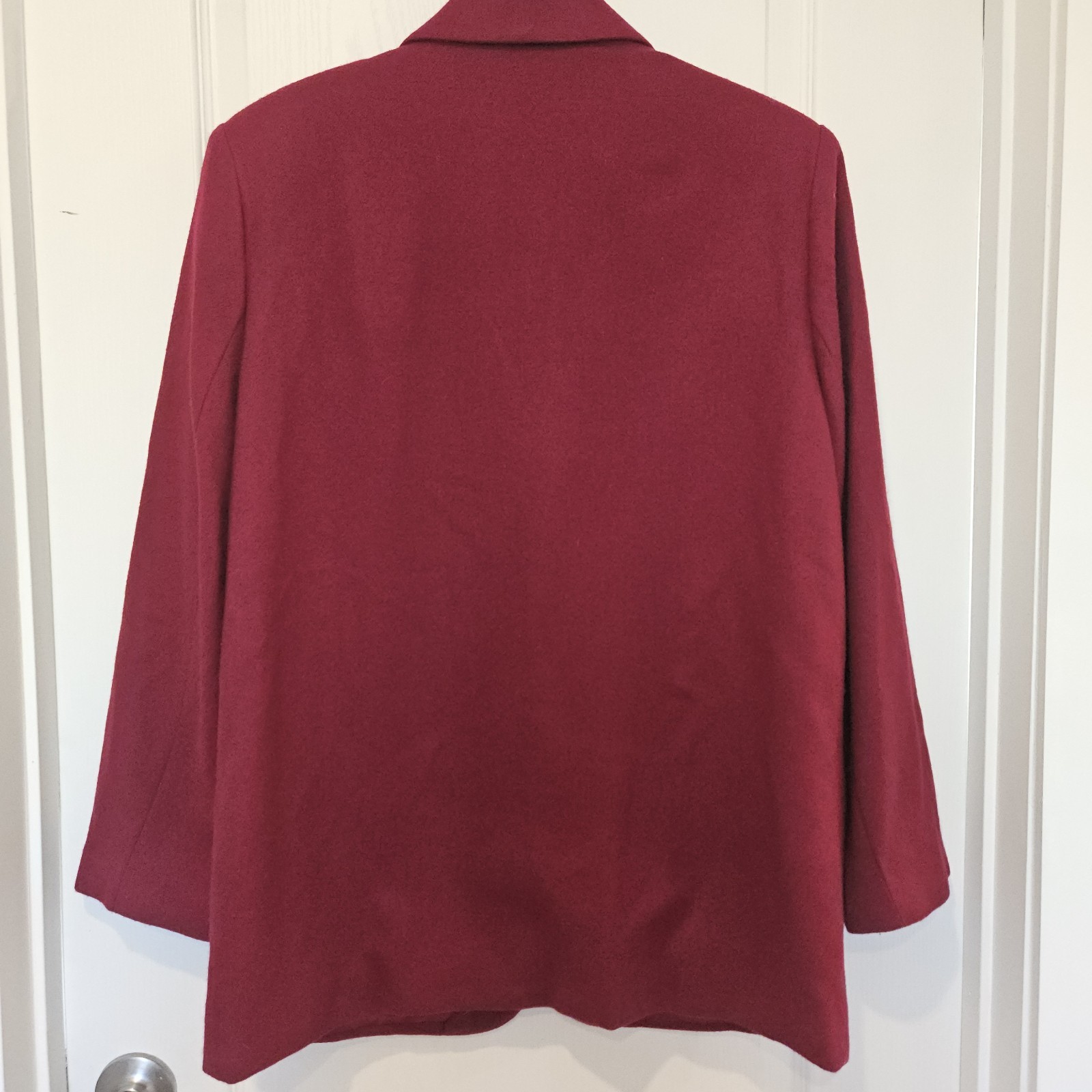Sag Harbor Burgundy Wool Blend Blazer Women’s Size 12 Gold Crest…