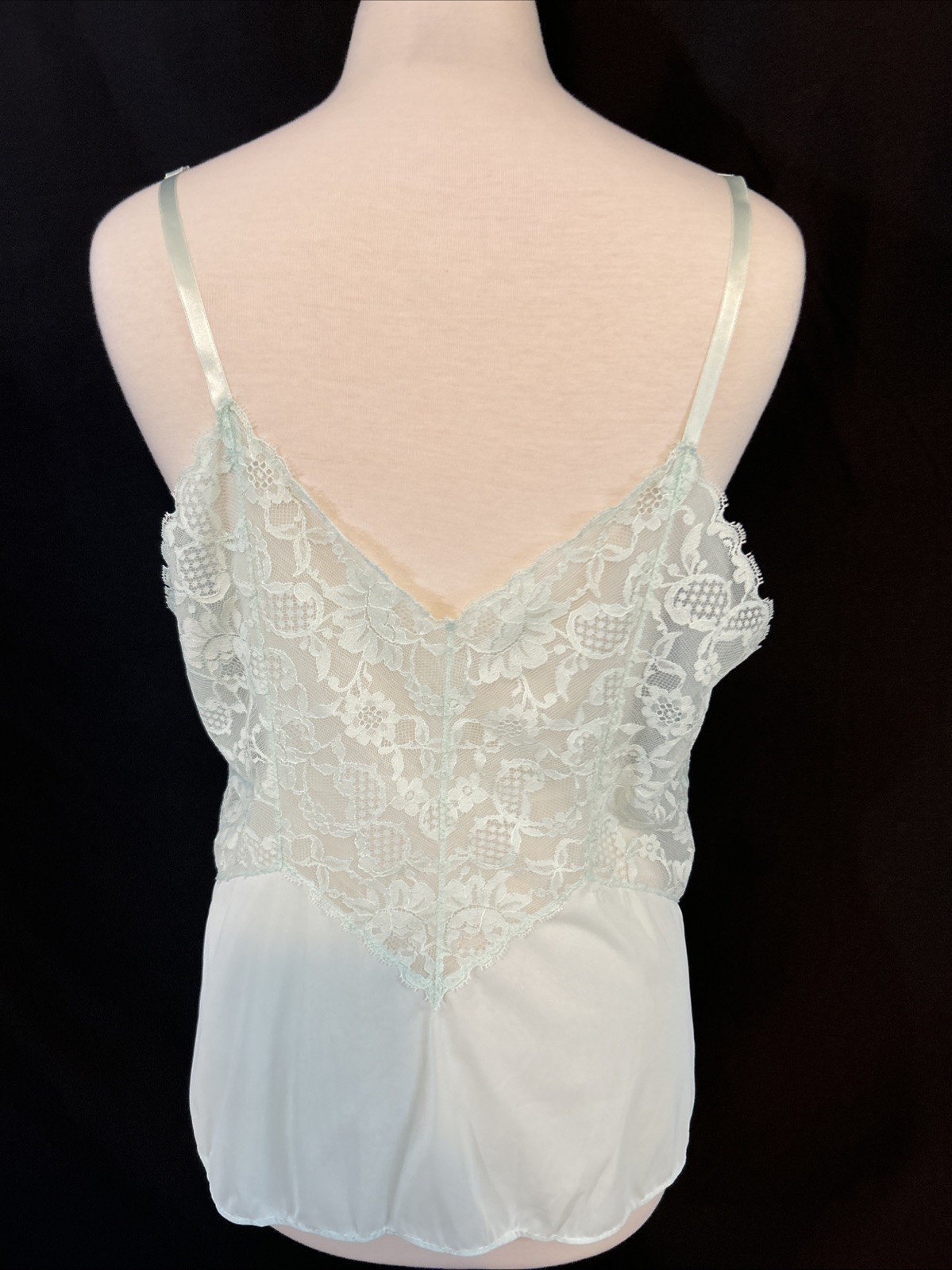 Vtg Vanity Fair Camisole Slip Size 40 Tricot Nylon Pale Green Perfect Condition!