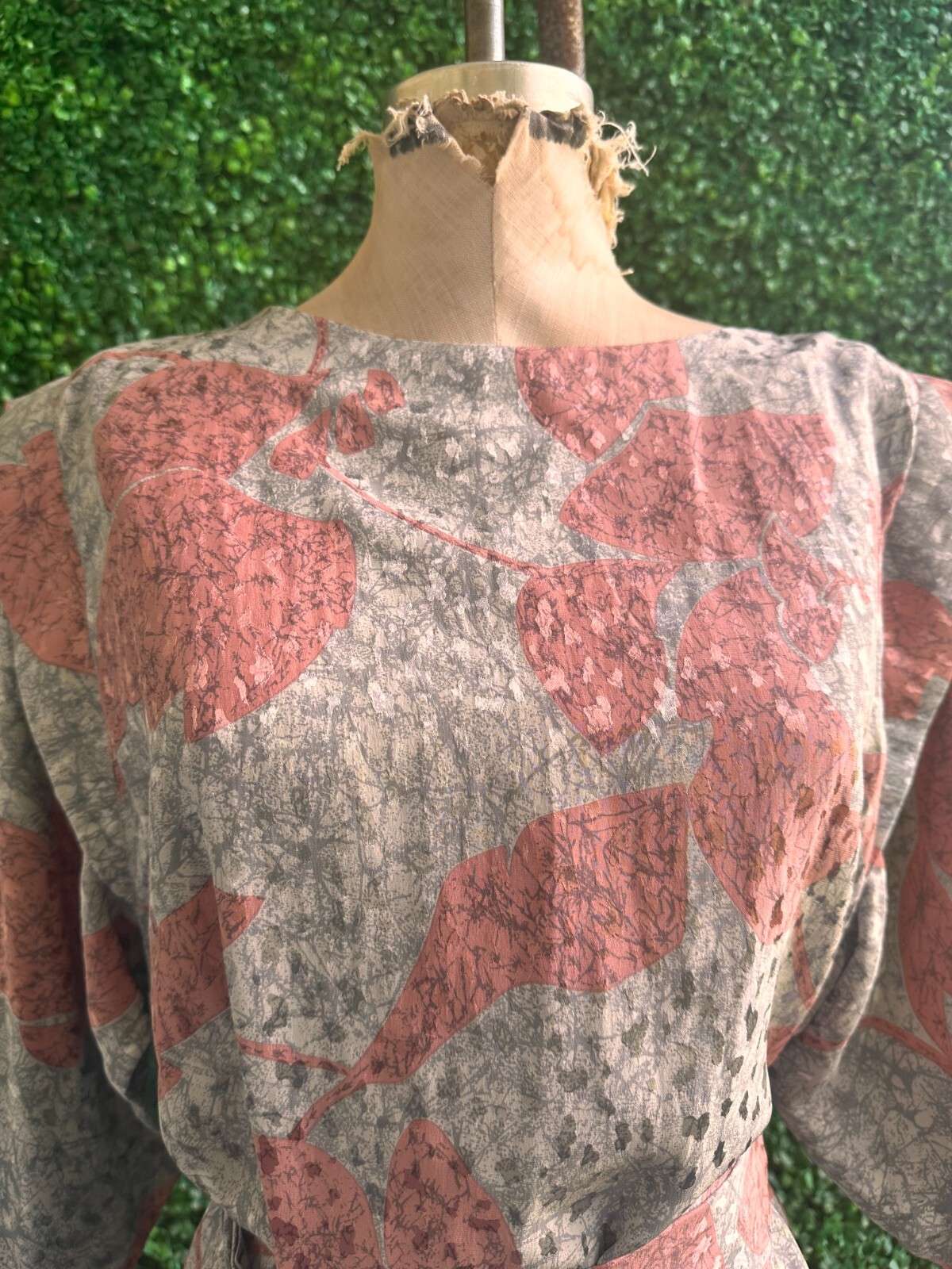 FLORA KUNG 80s Gray Pink Silk Balloon Slv Secretary Cocktail Belted Dress