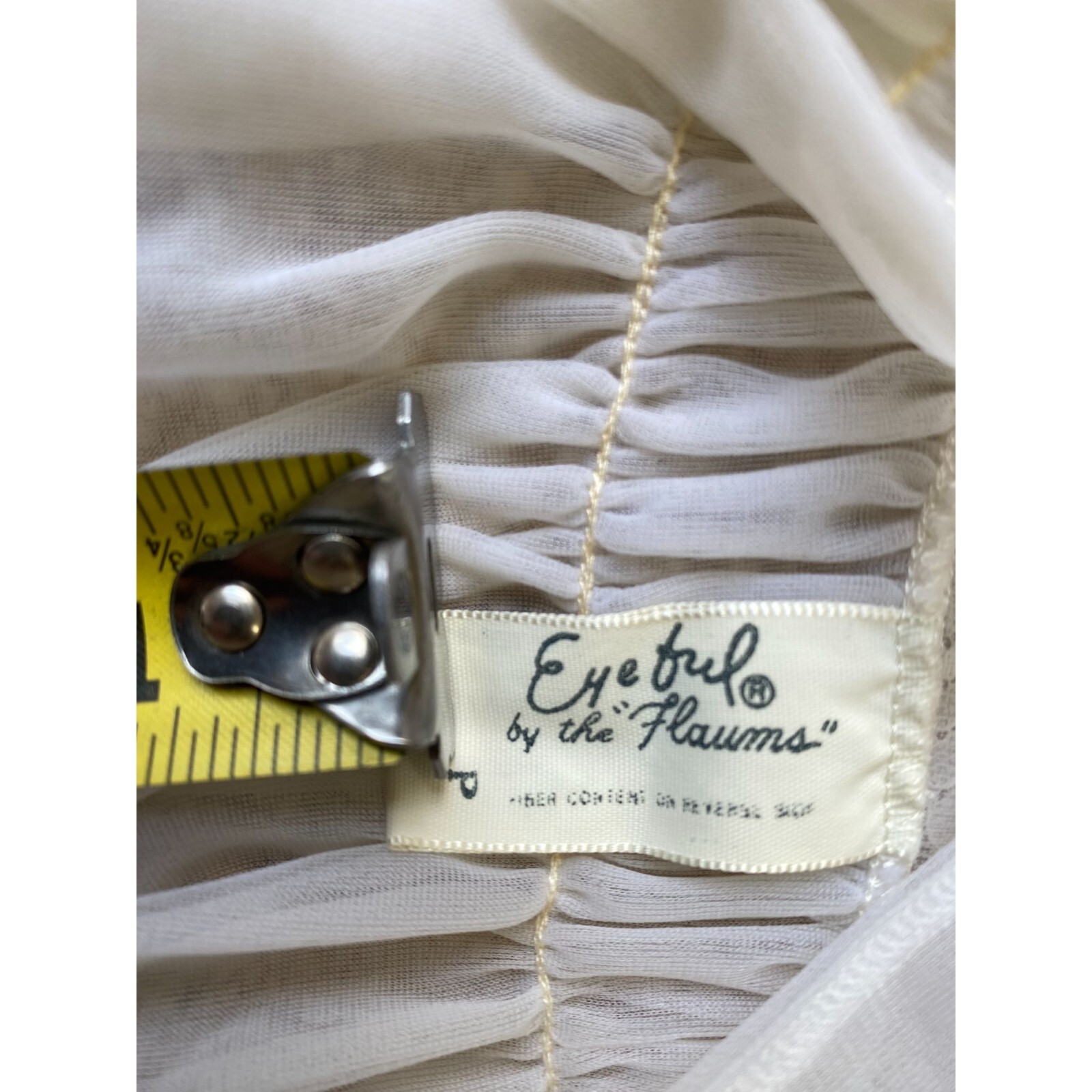Eyeful by The Flaums VTG 60-70’s Womens Robe Peignor Petite Ivory Chiffon Sheer