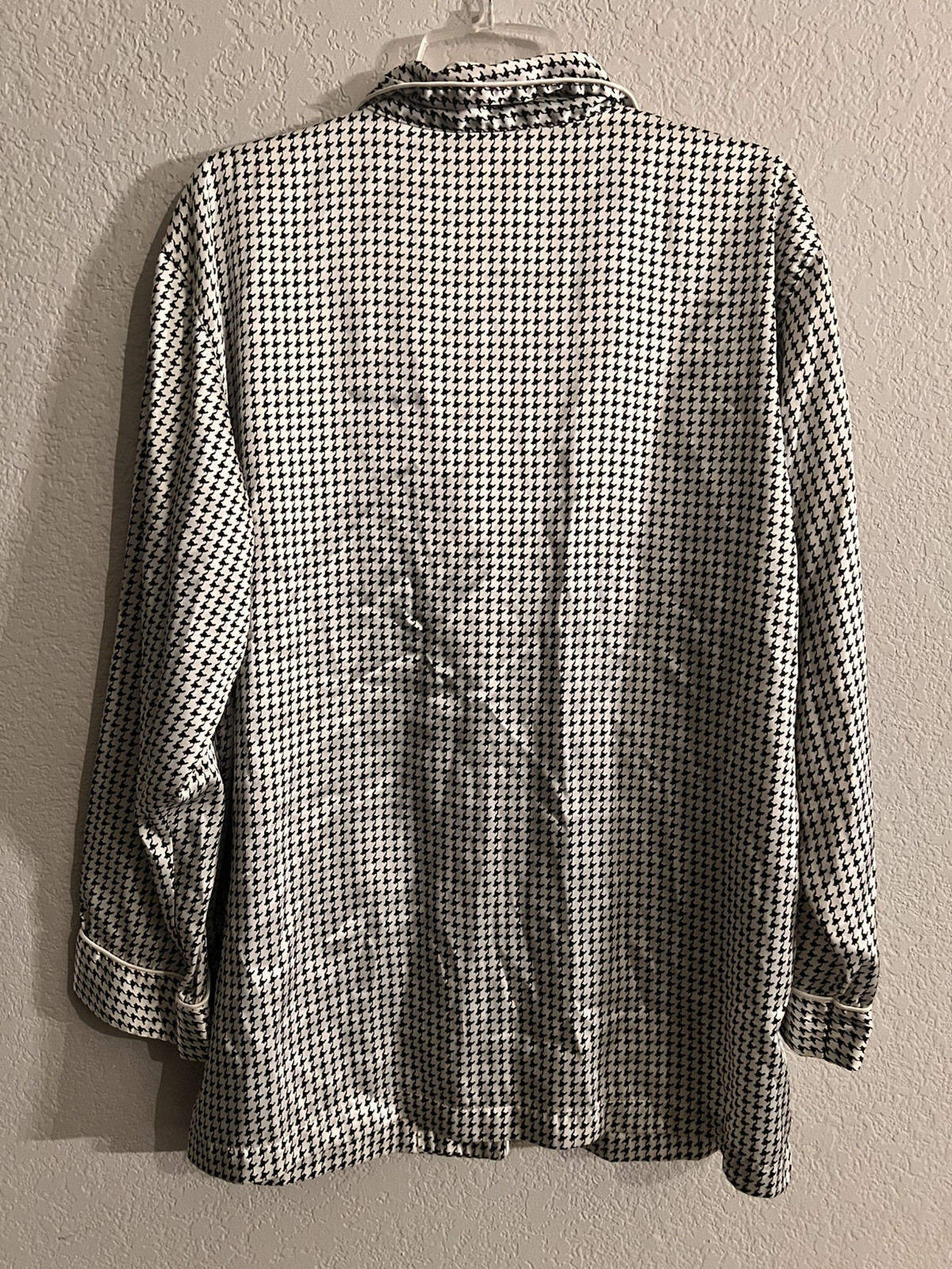 VTG VICTORIAS SECRET Black & White Houndstooth Silky Pajama Top Womens Sz L