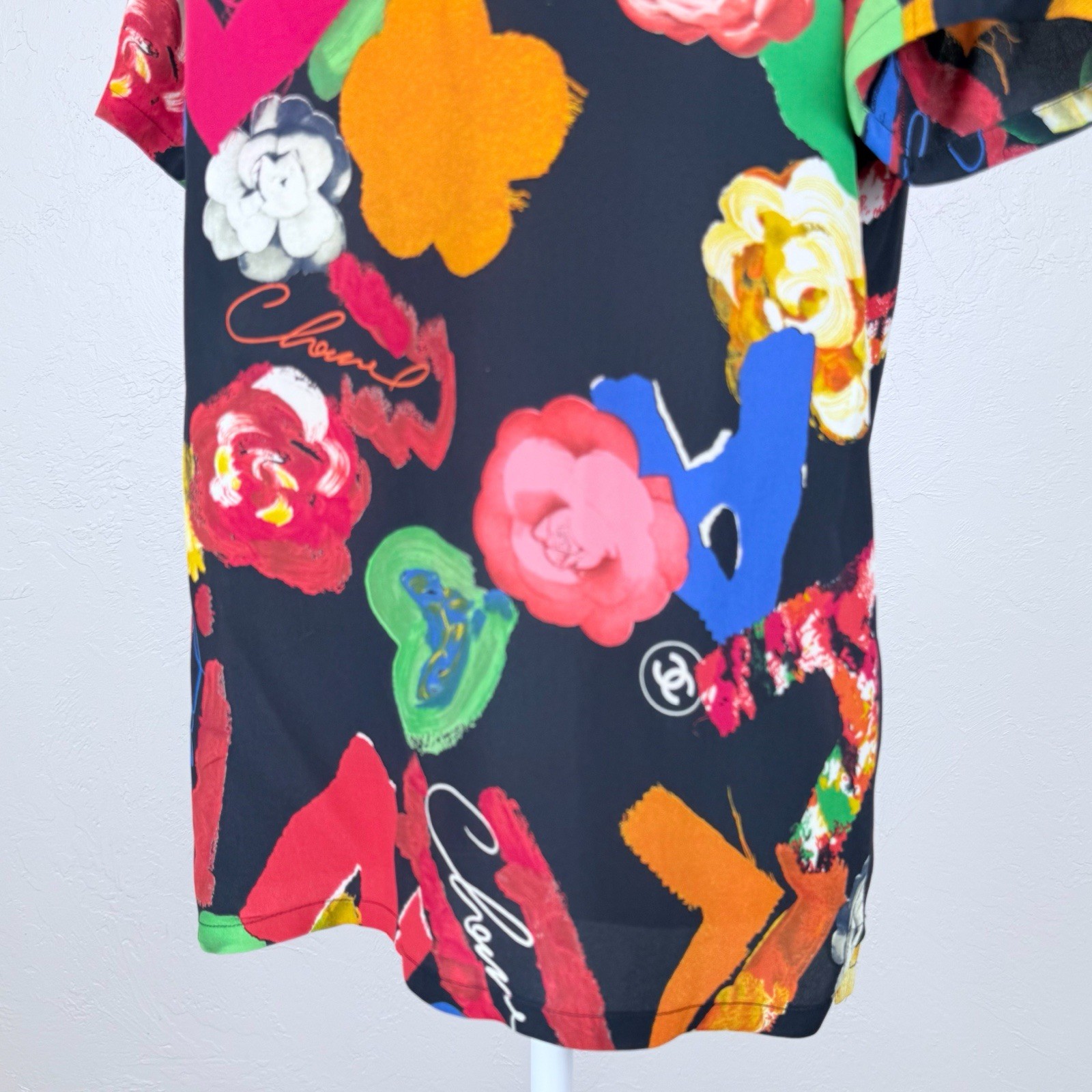 Chanel Vintage Iconic Spring 1992 Multicolor/ Black Silk T-Shirt Size 40 FR 8 US
