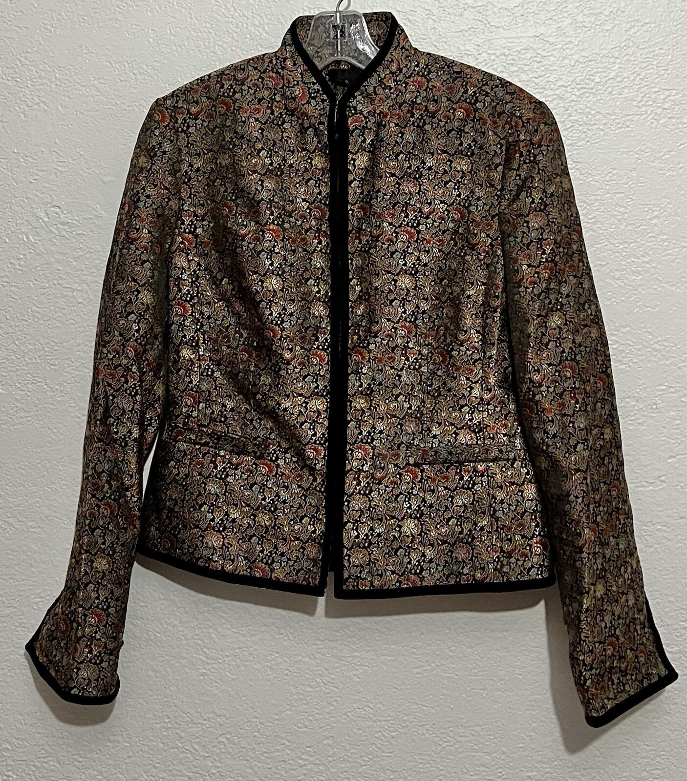 Vintage WDNY Size 4 Mandarin Asian Tapestry Brocade Embroidered Retro Jacket