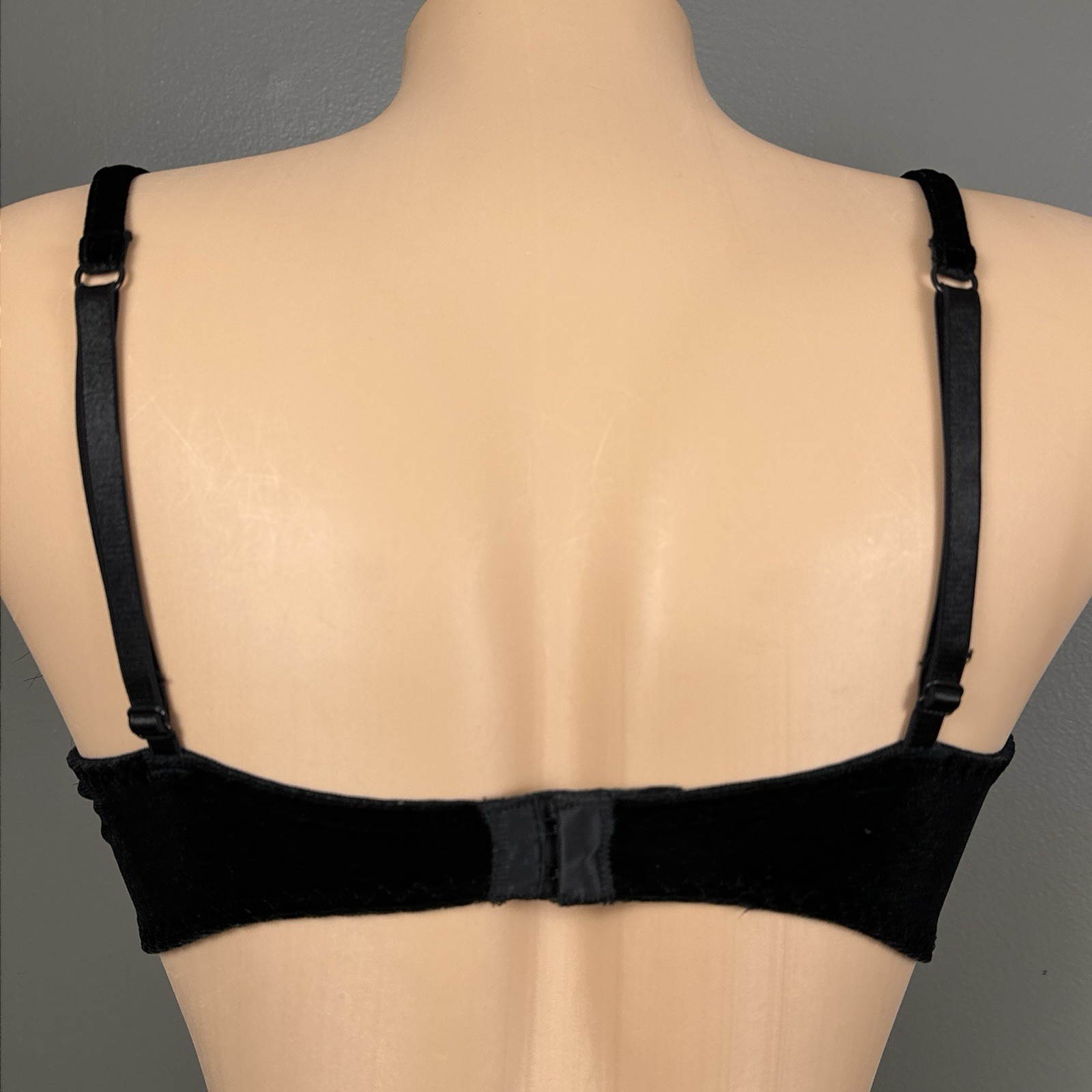 Vintage Black Velvet Feather Trim Bra 38B Marabou Underwire Pin Up Burlesque