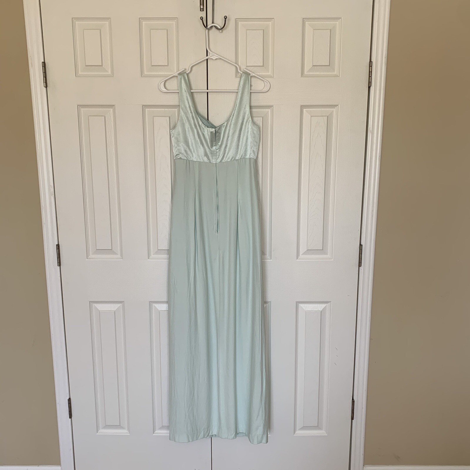 Vintage Dress ILGWU Medium Mint Green Full Length Sleeveless Gown With Slit