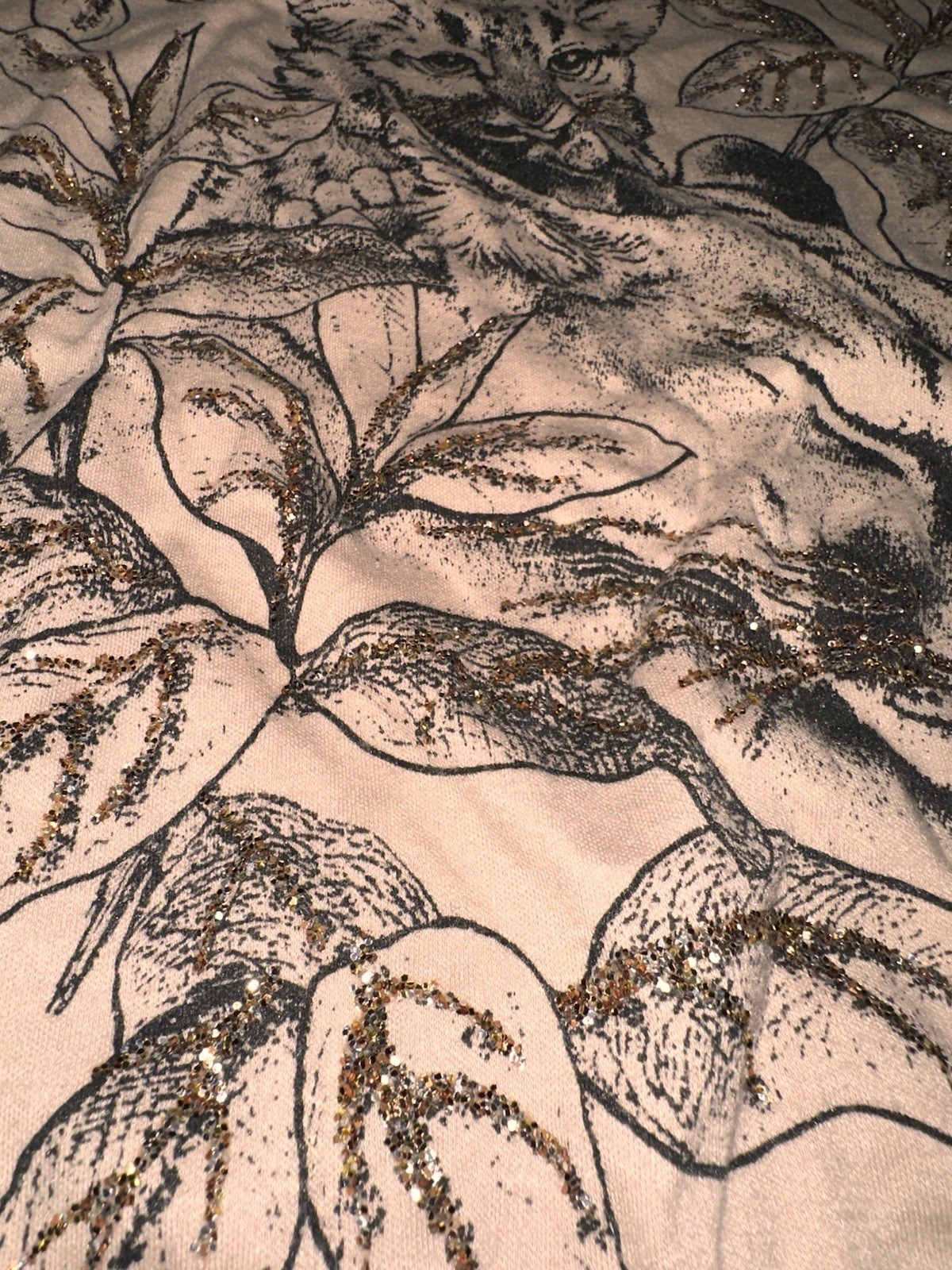 Vintage 80s Women’s Medium Big Cat Glittery Beige and Black Shirt