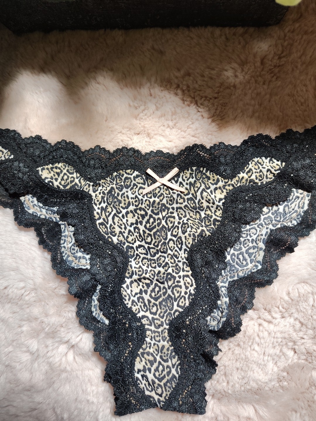 Vintage Victorias Secret Rushed Back Leopard Cheekini OS, Year 2013