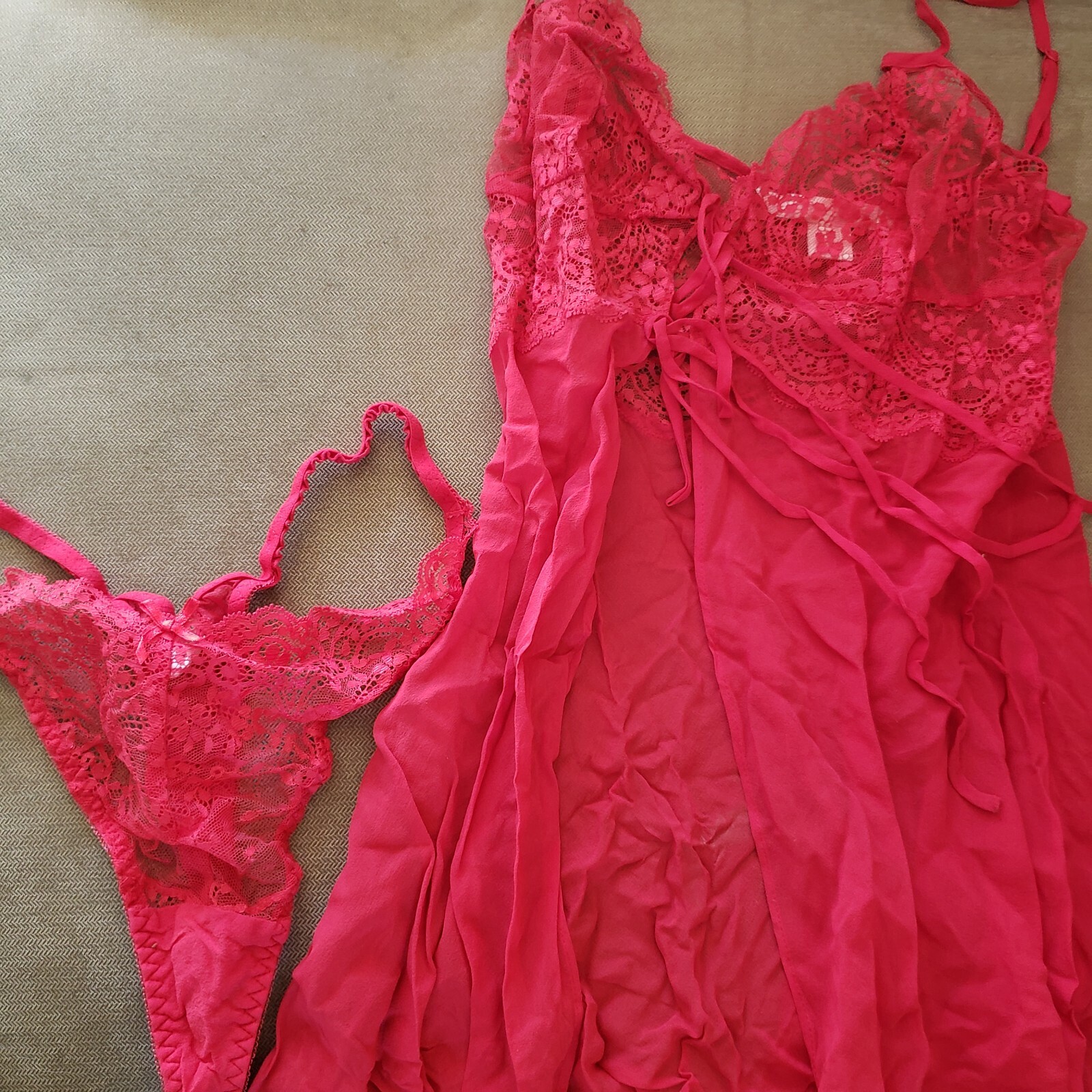 Victoria’s Secret Lingerie Red Sz S/M NWOT Silk & Lace Baby Doll Cami Panty Set